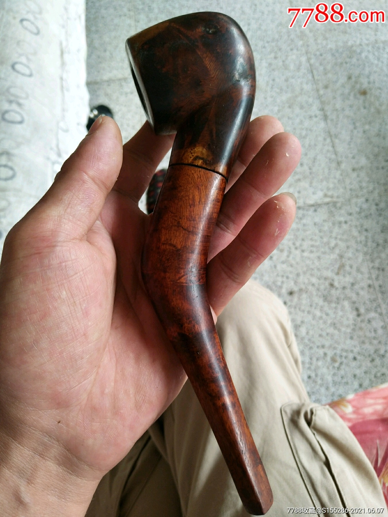老木头烟斗,长195厘米,烟斗直径4厘米,品相完整
