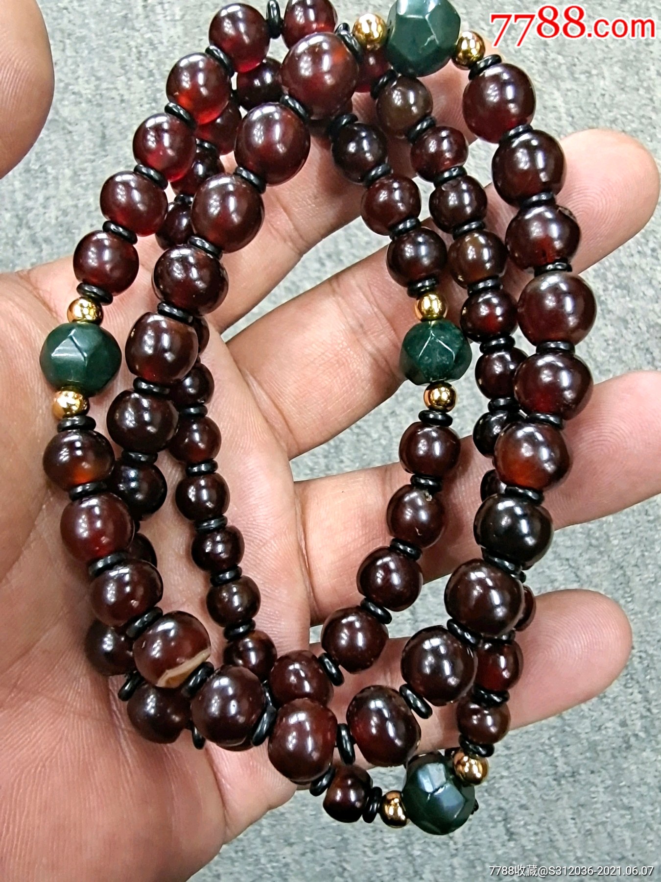 辽酒红平头玛瑙珠