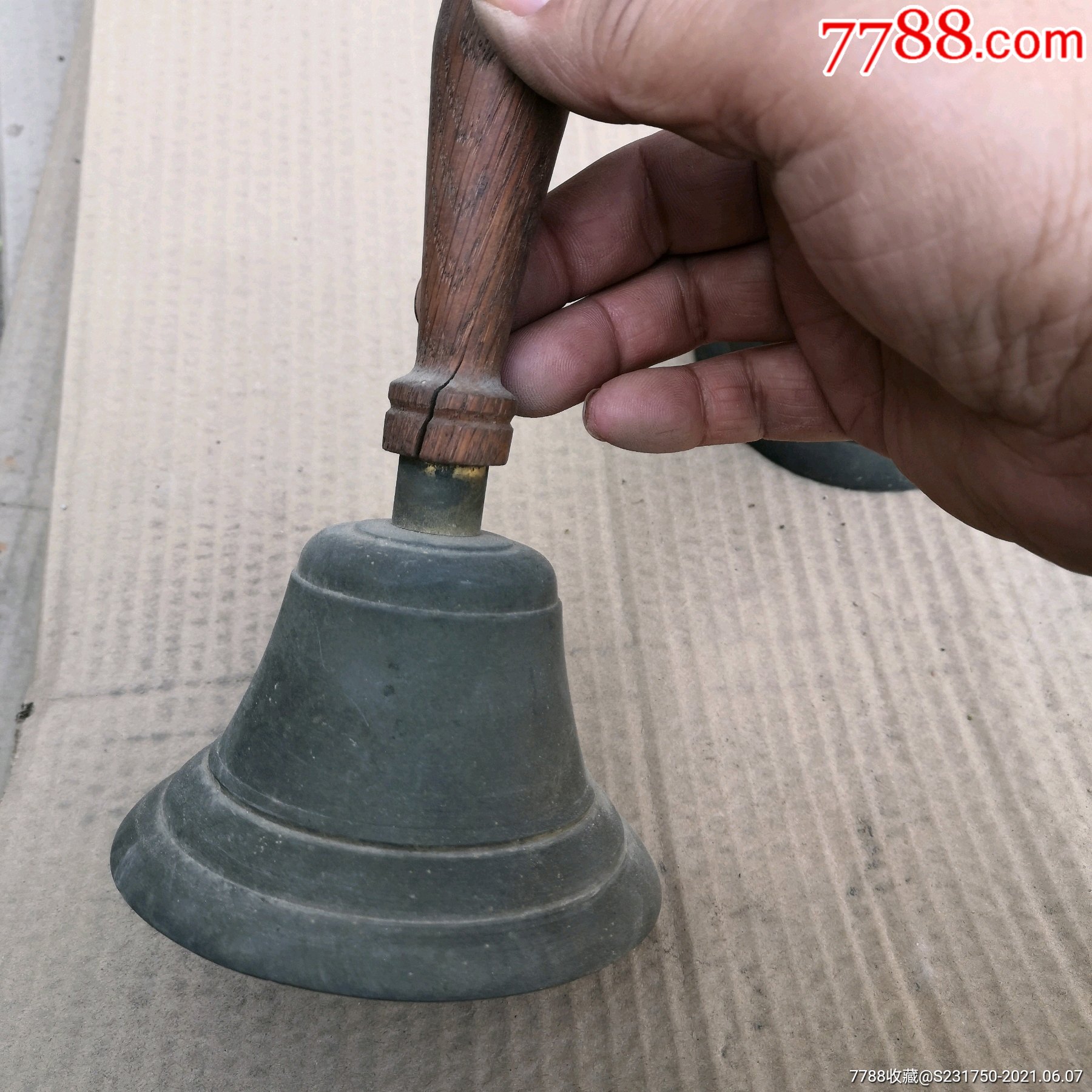 民国法器铜铃铛