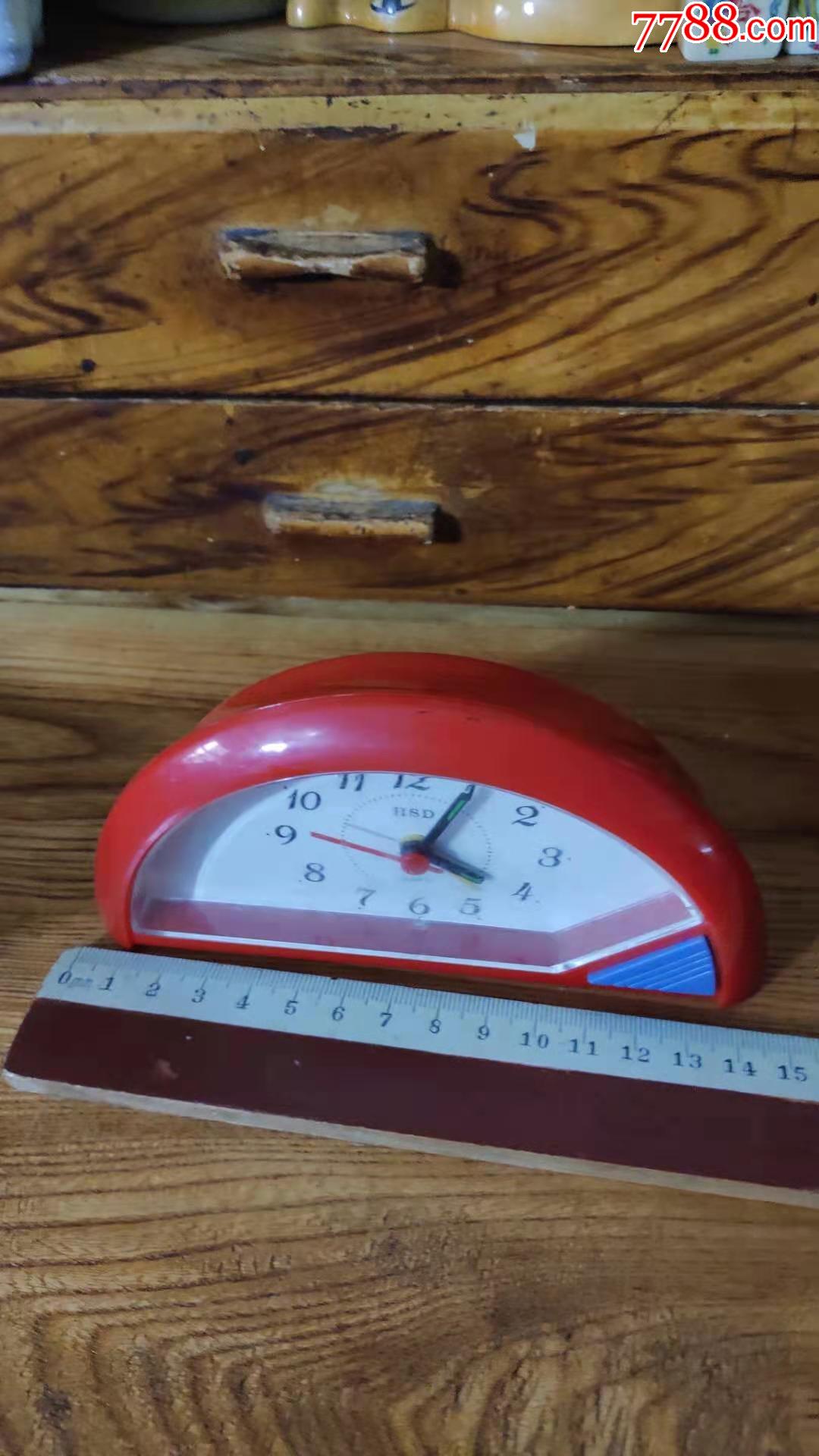 上世纪90年代老式台式电子闹钟民俗怀旧老物品.