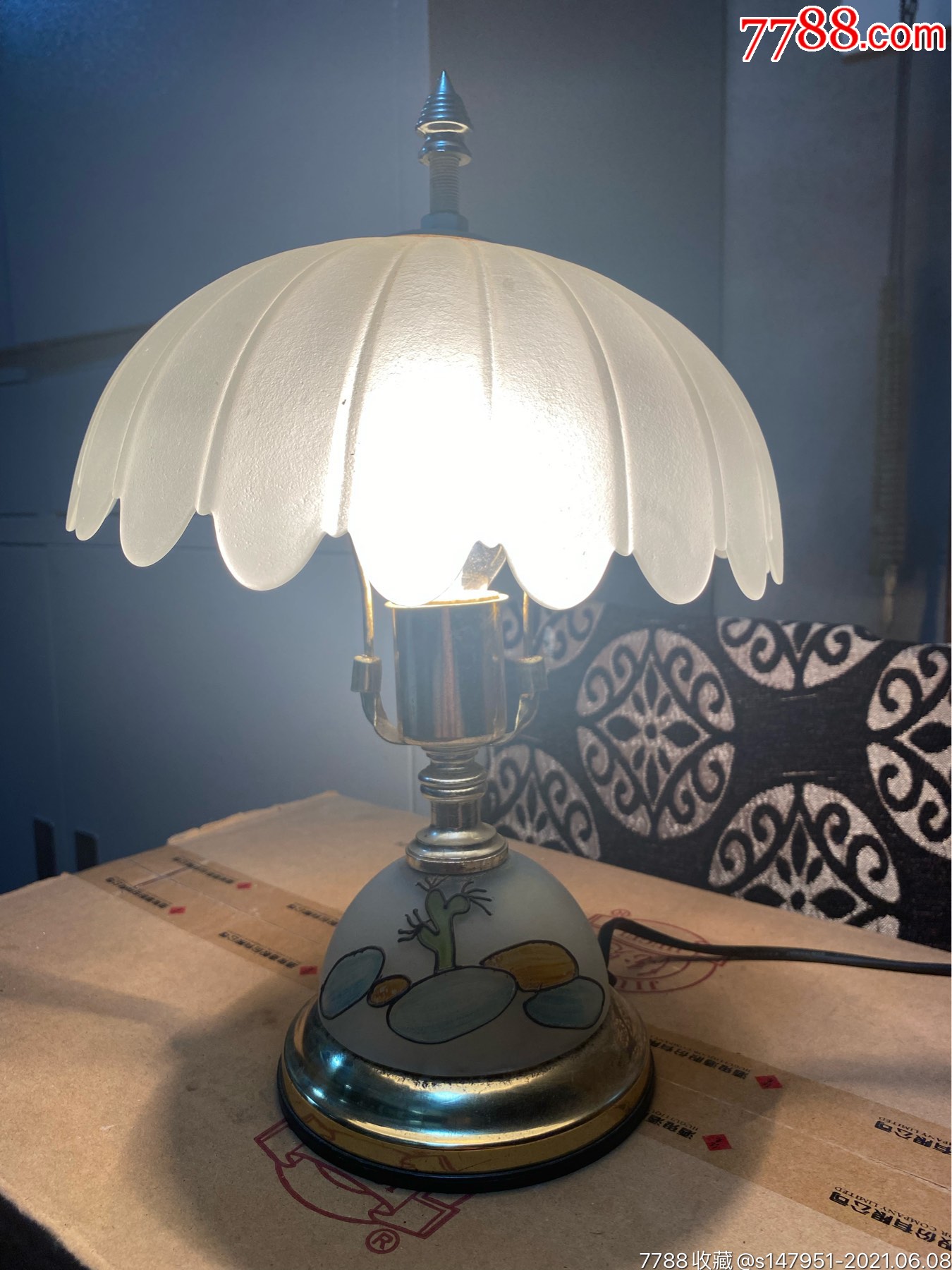 玻璃罩台灯触摸可调节亮度接触不是很好二手怀旧收藏道具