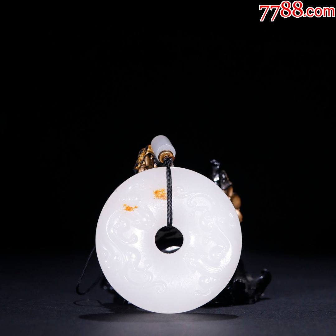 和田玉籽料螭龙纹玉环挂件