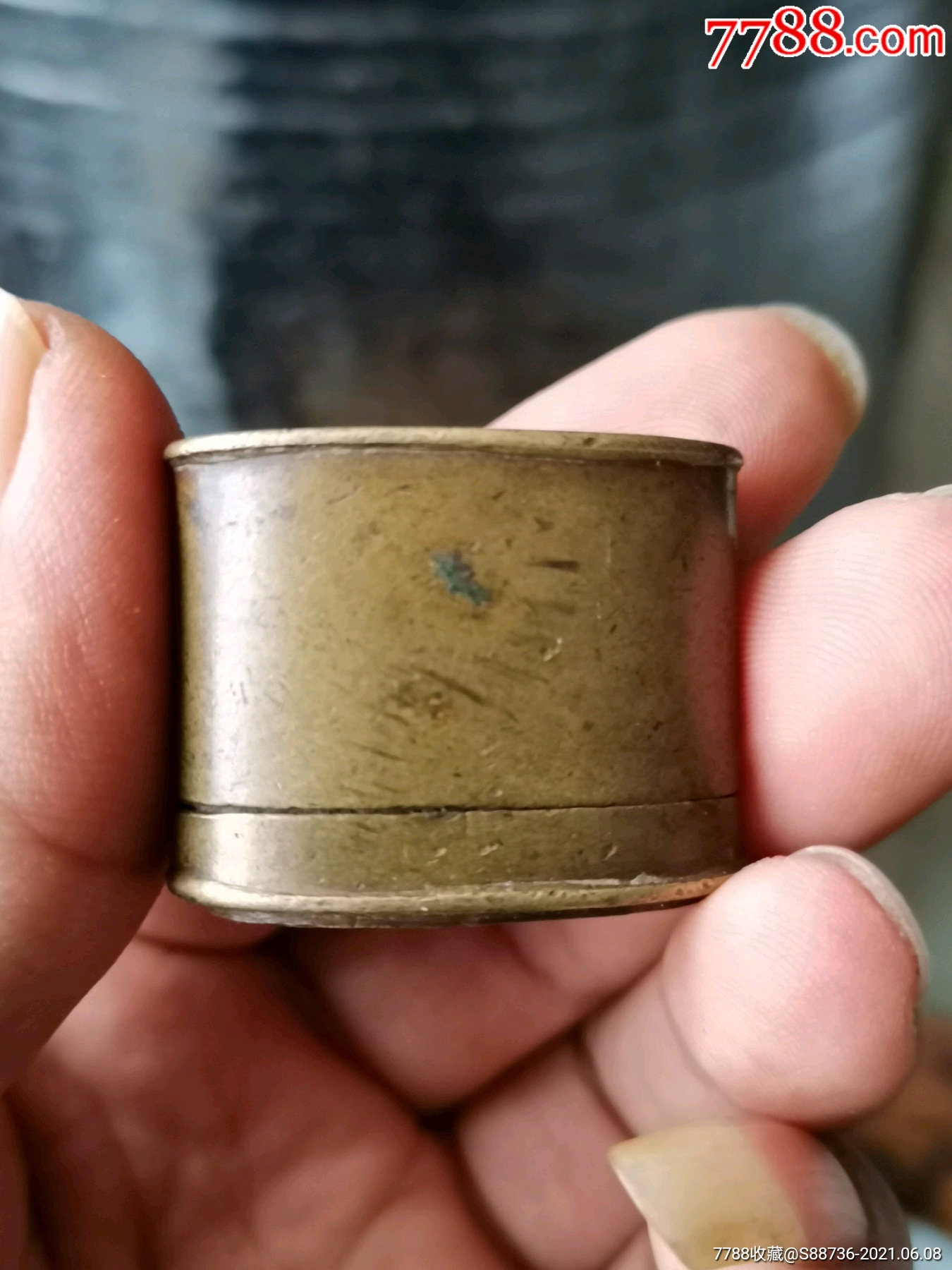 黄铜大烟盒,有款