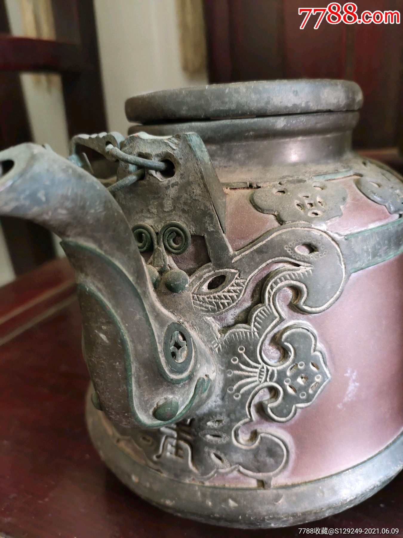 清代钟式包锡紫砂壶