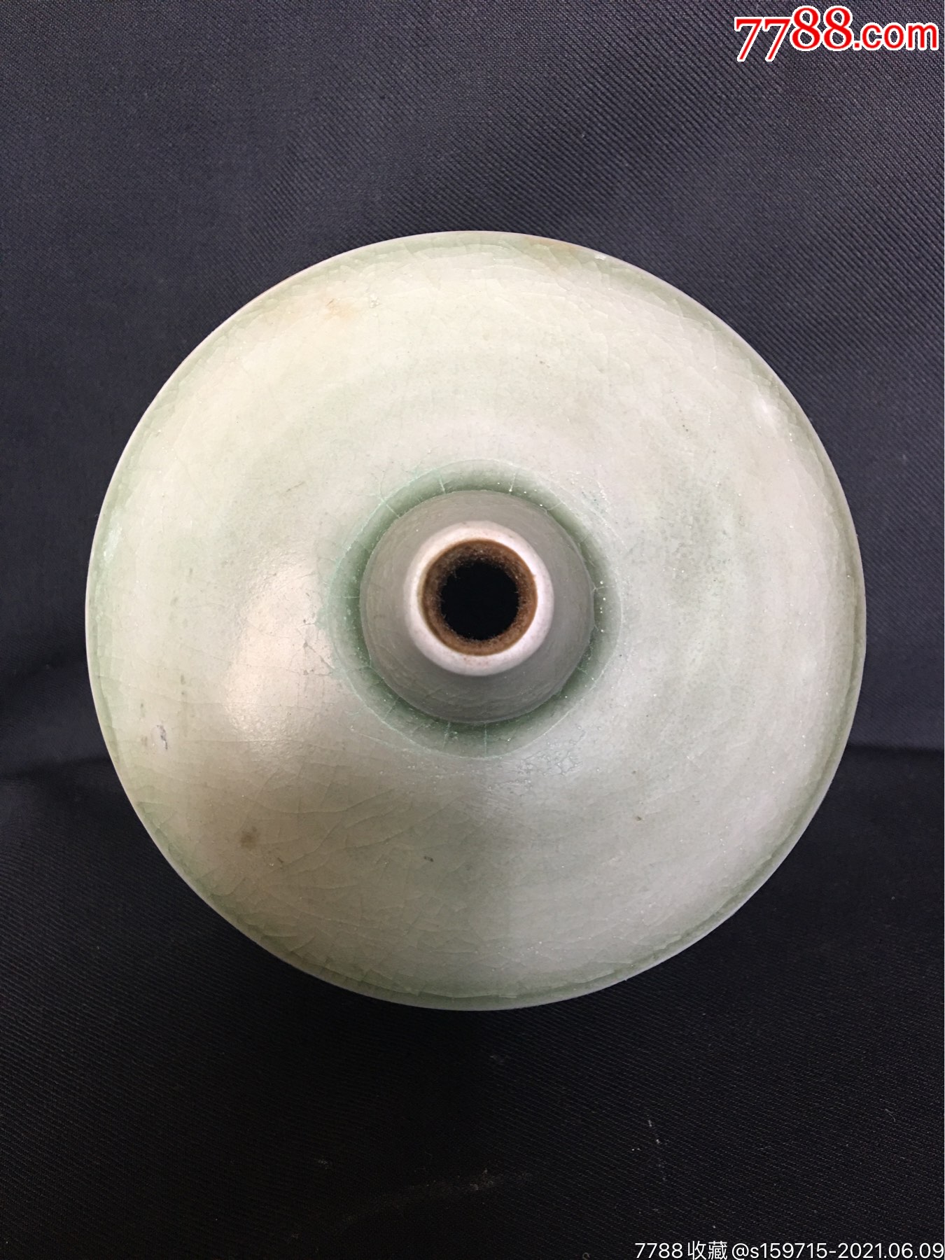 元代越窑青釉熏香炉