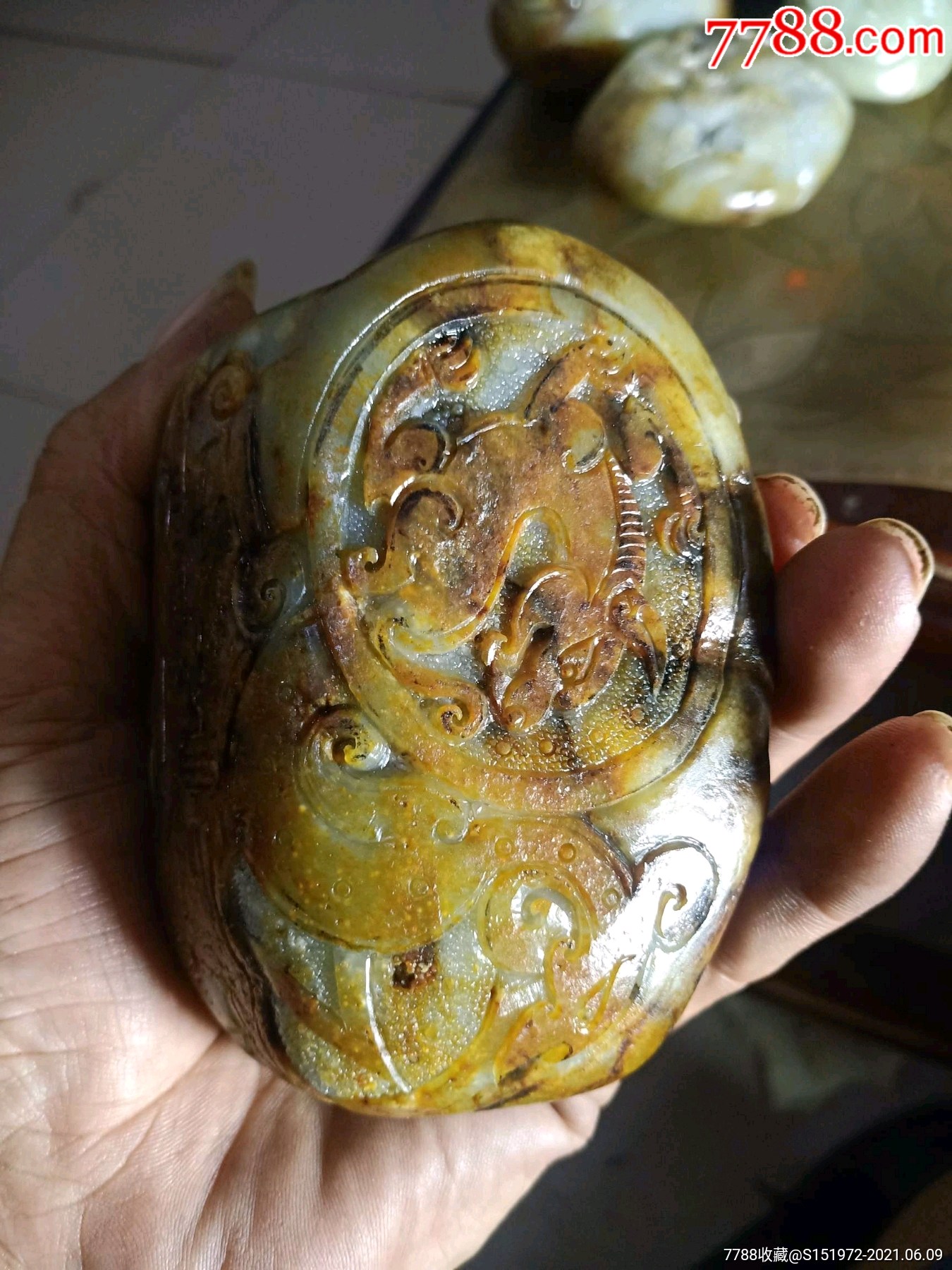 新疆和田玉籽料锦灰堆