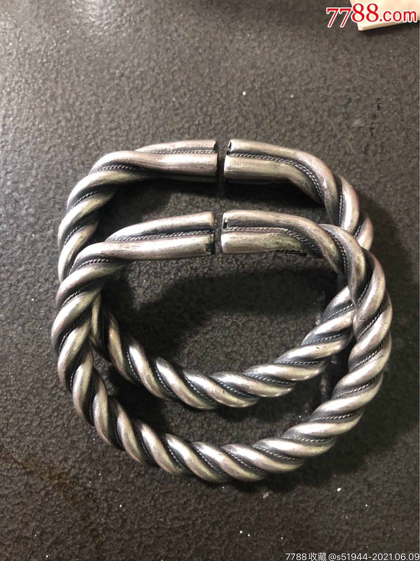 特漂亮山西工老雪花银手镯一对