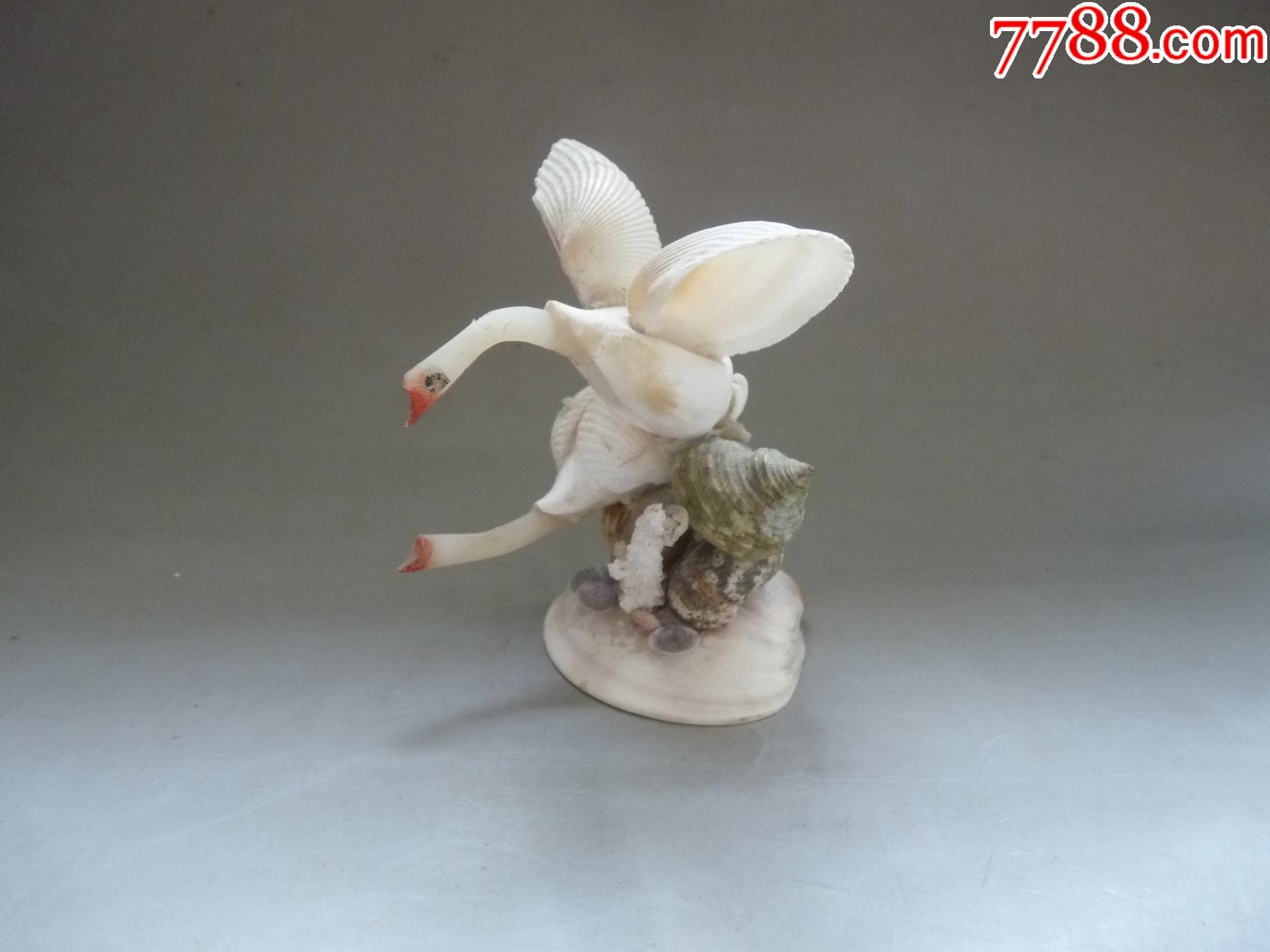 天然贝壳摆件天鹅