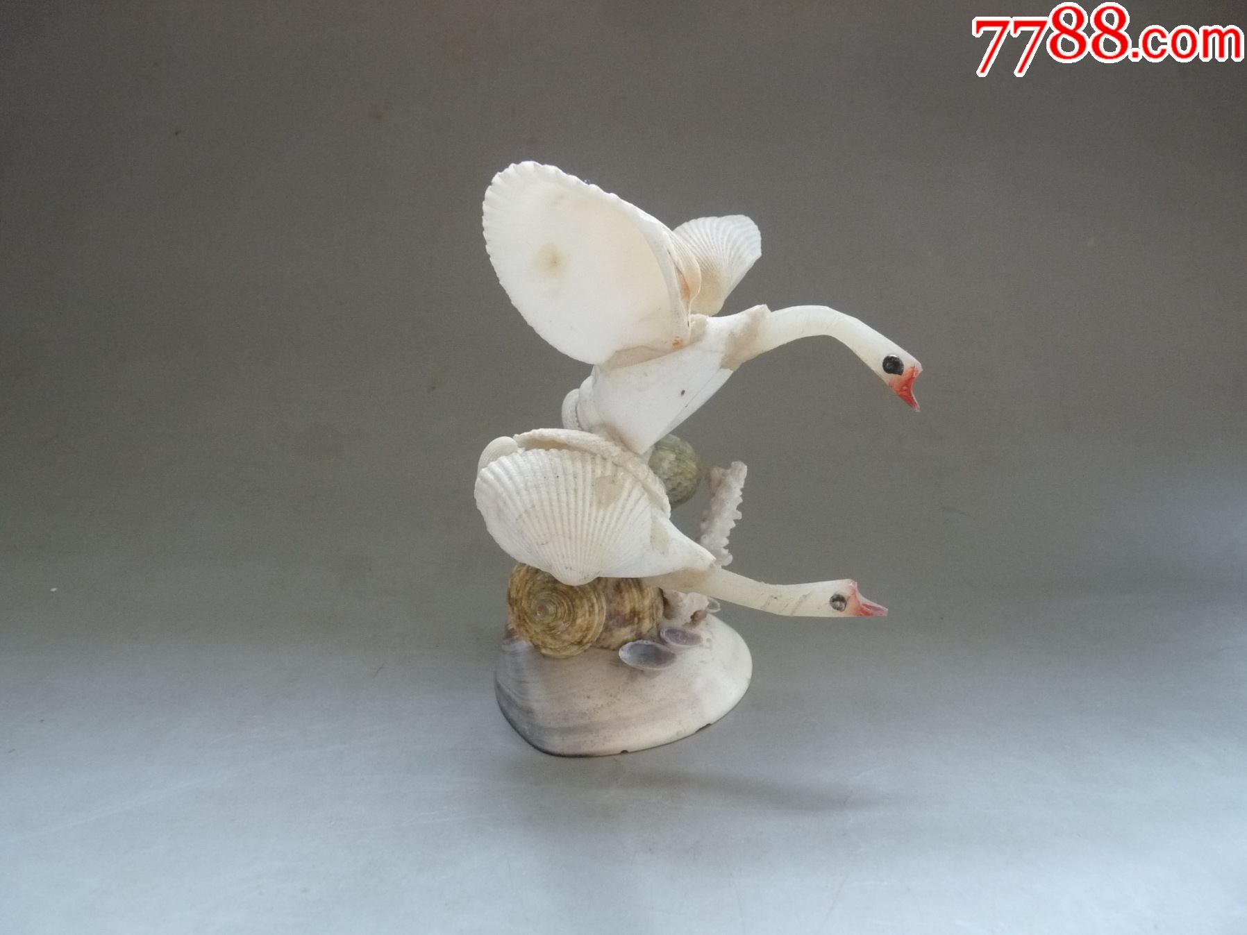 天然贝壳摆件天鹅