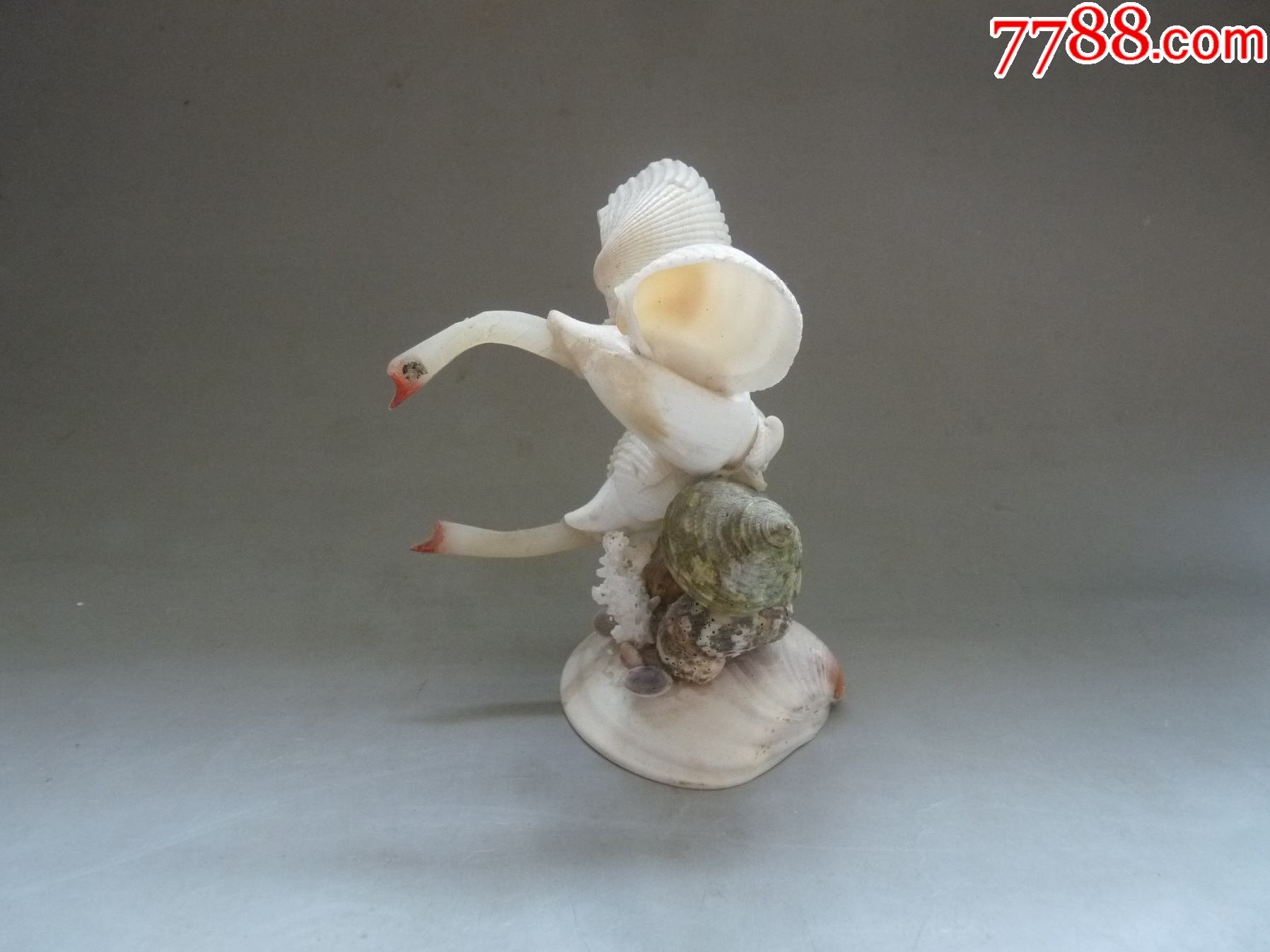 天然贝壳摆件天鹅