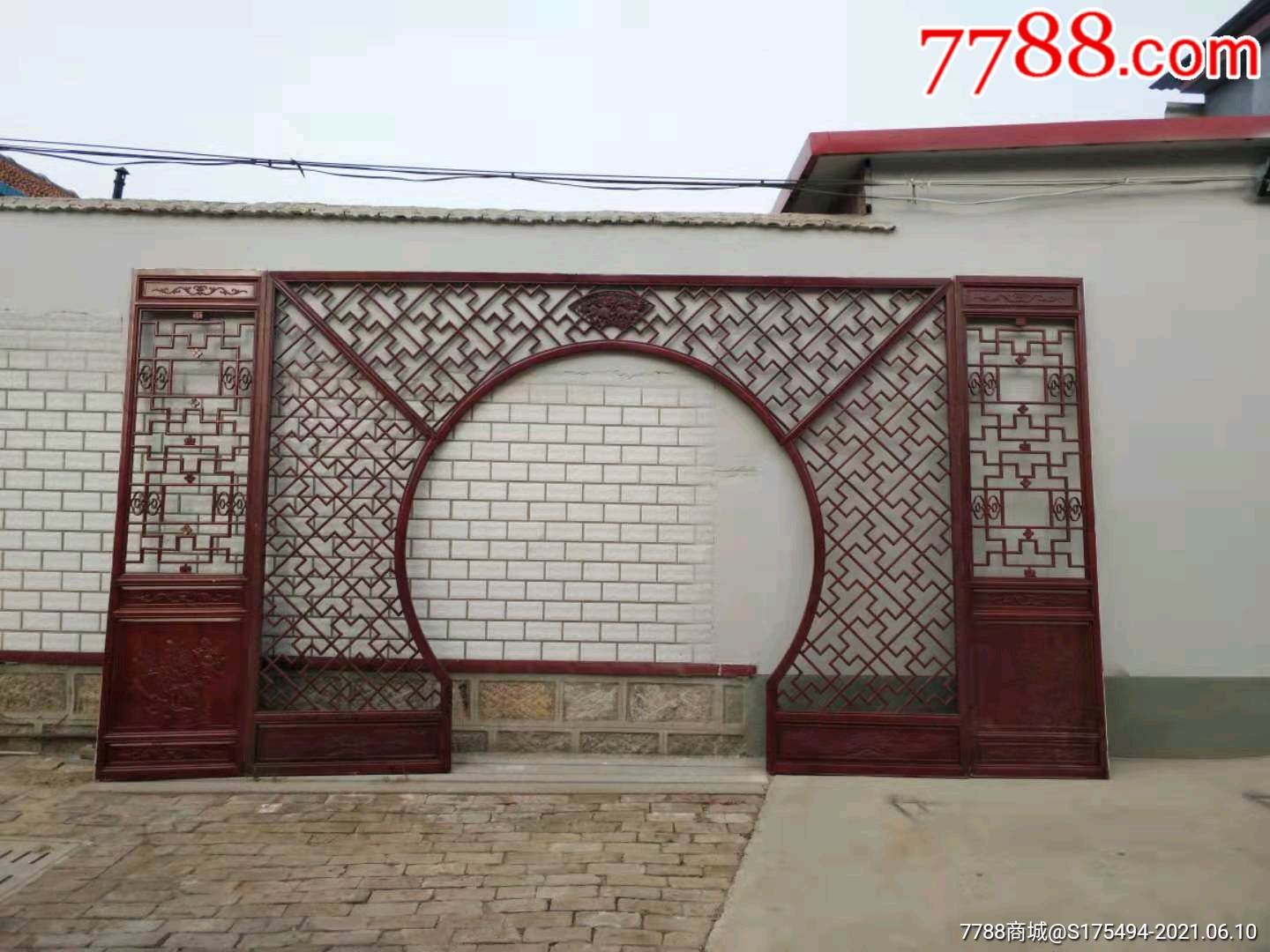 月亮门屏风组完美漂亮实用双面雕工酒楼丶会所丶旅游景点装修佳品高