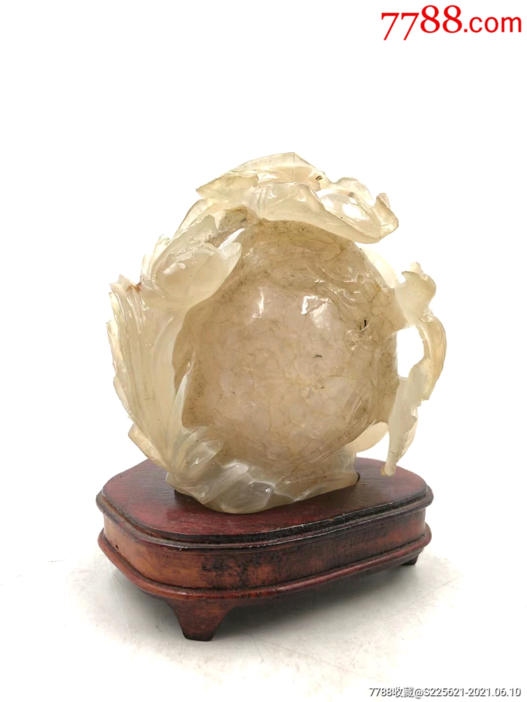 水胆玛瑙雕花鸟案头摆件