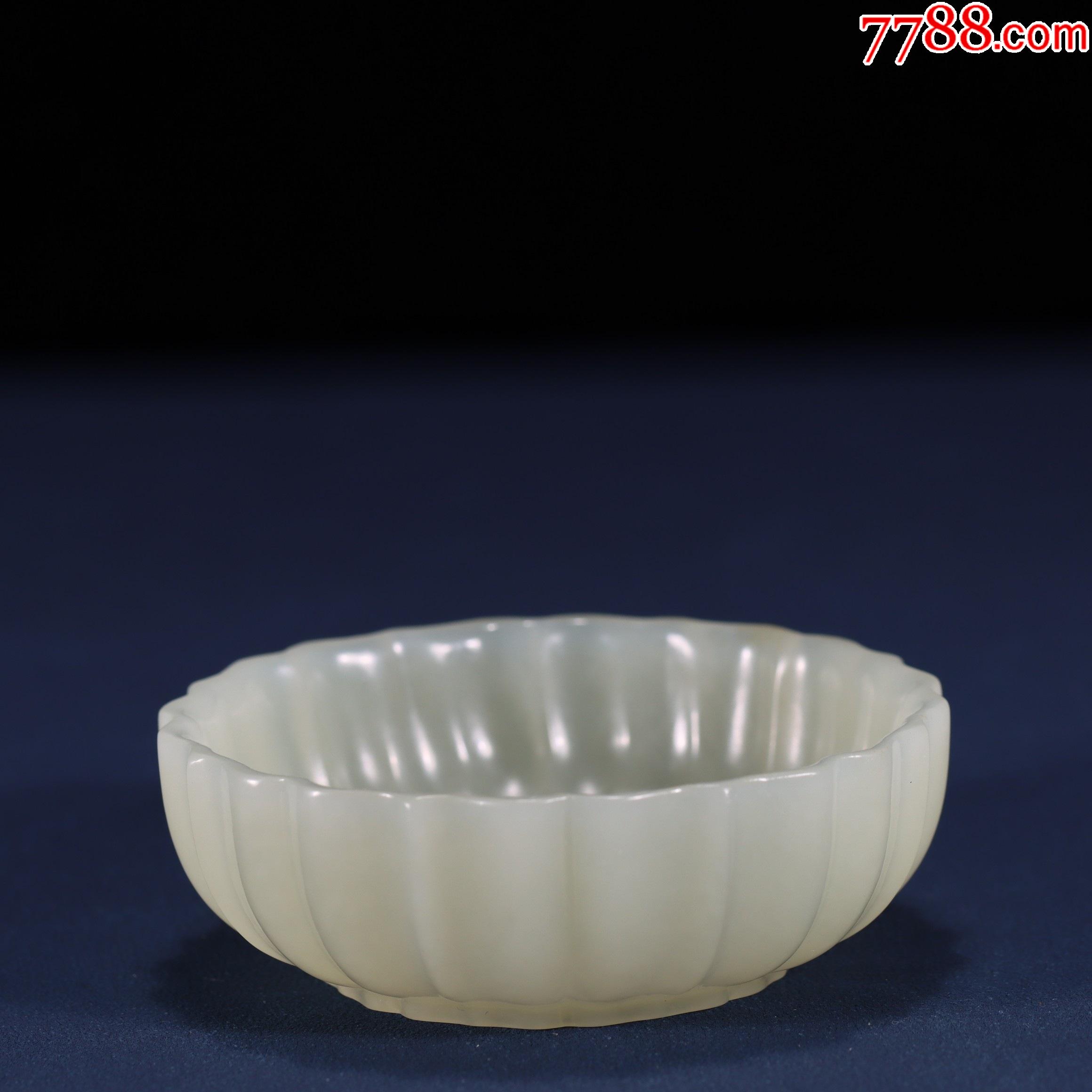 首页 零售 和田玉 >> 和田玉花瓣形玉碟_和田玉滚