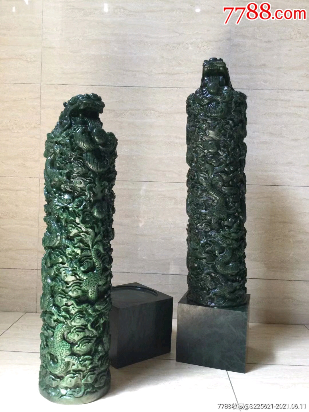 和田碧玉雕刻风水宝柱一对