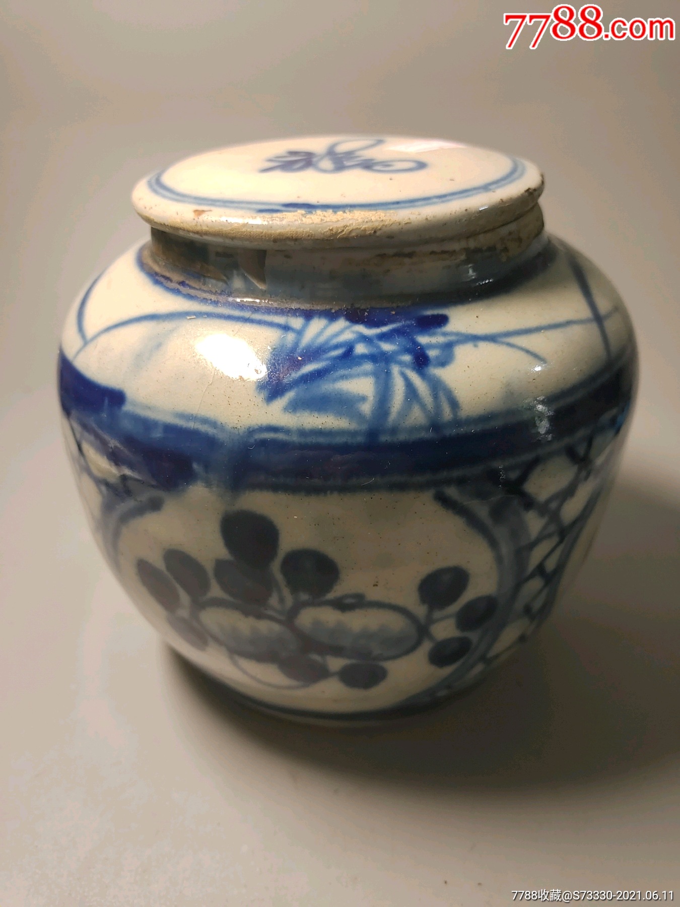 民国瓷,青花盖罐一只,有磕