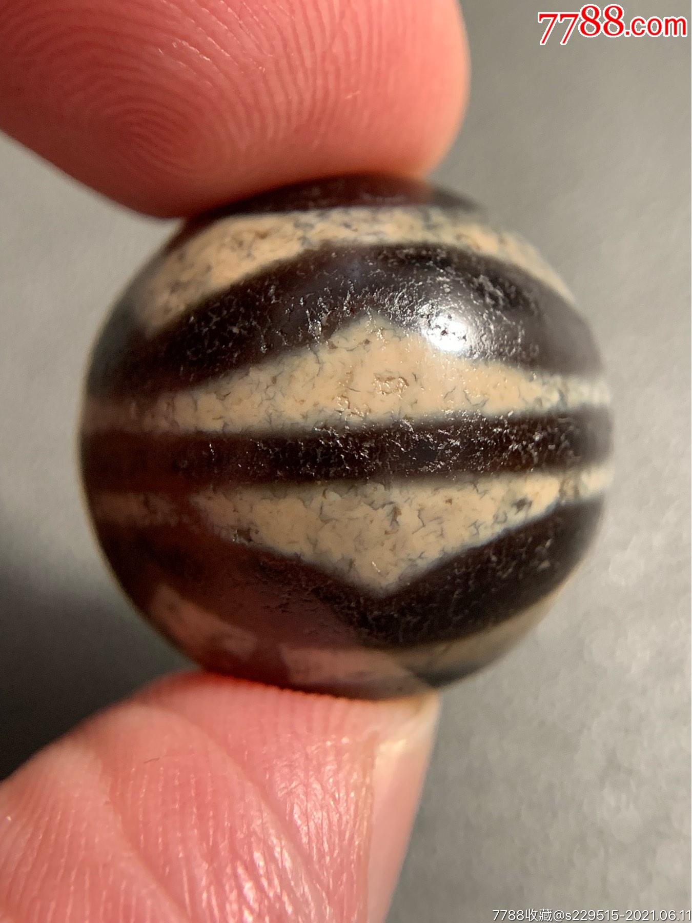 藏传双水纹达洛天珠19*20毫米