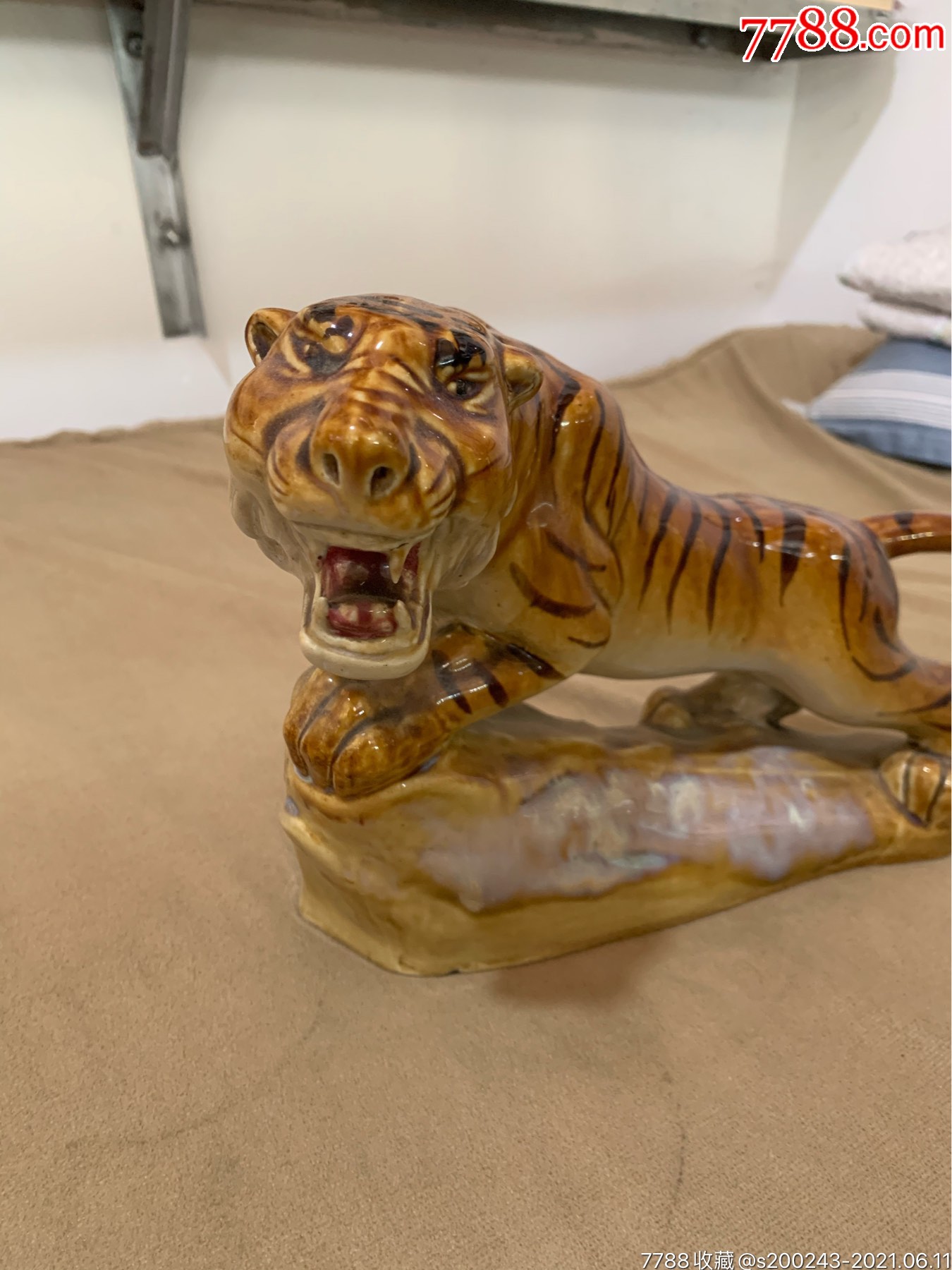大老虎摆件