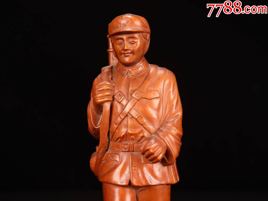 黄杨木雕「红军战士」摆件