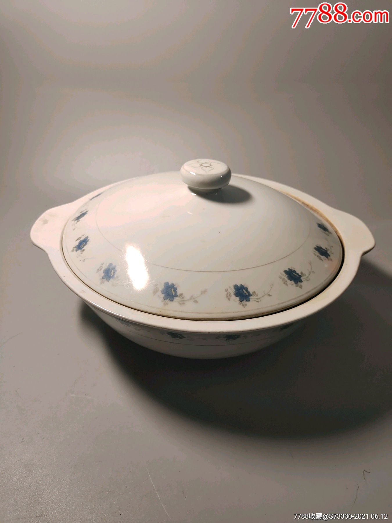 创汇期绿花双耳大盖碗一只