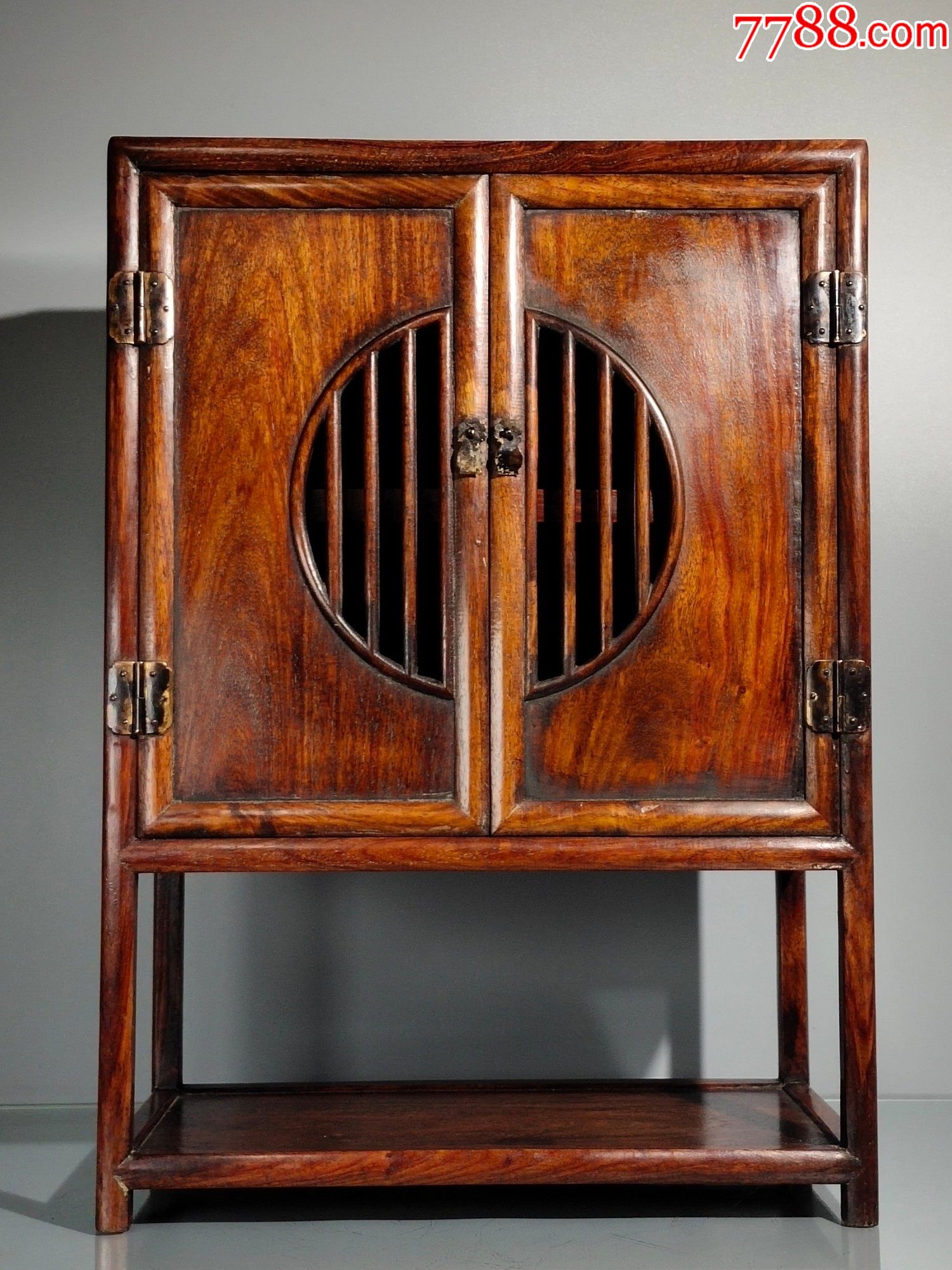 花梨木满牛毛纹手工打造柜子摆件