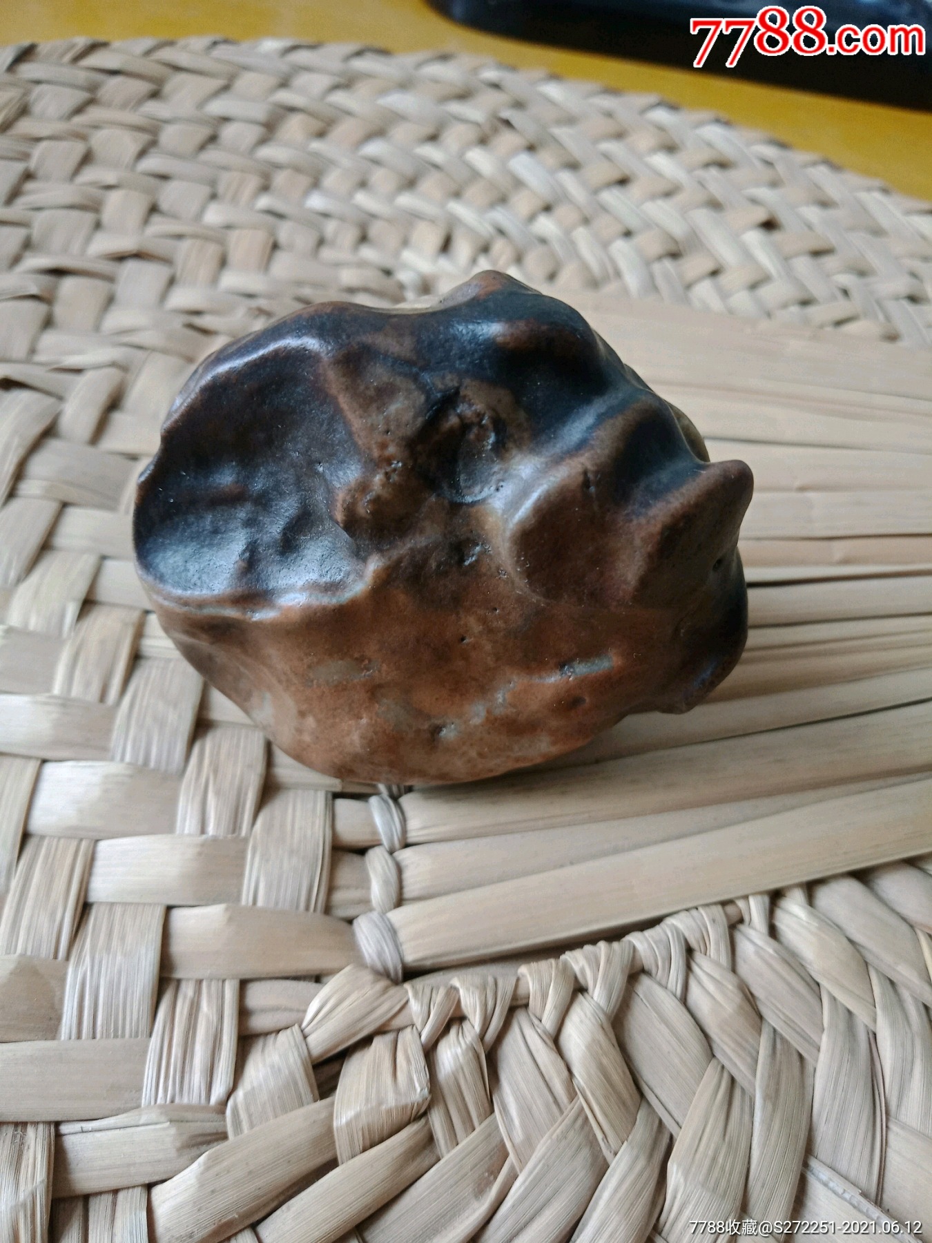 沙漠漆,像神龟,也像聚宝金银山_风砺石/戈壁石_第6张_7788奇石收藏