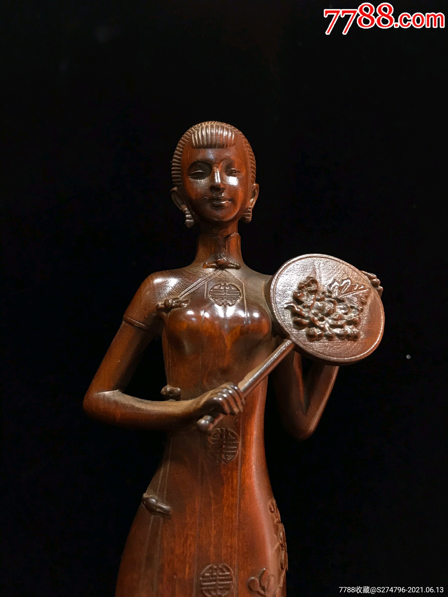 黄杨木雕旗袍美女