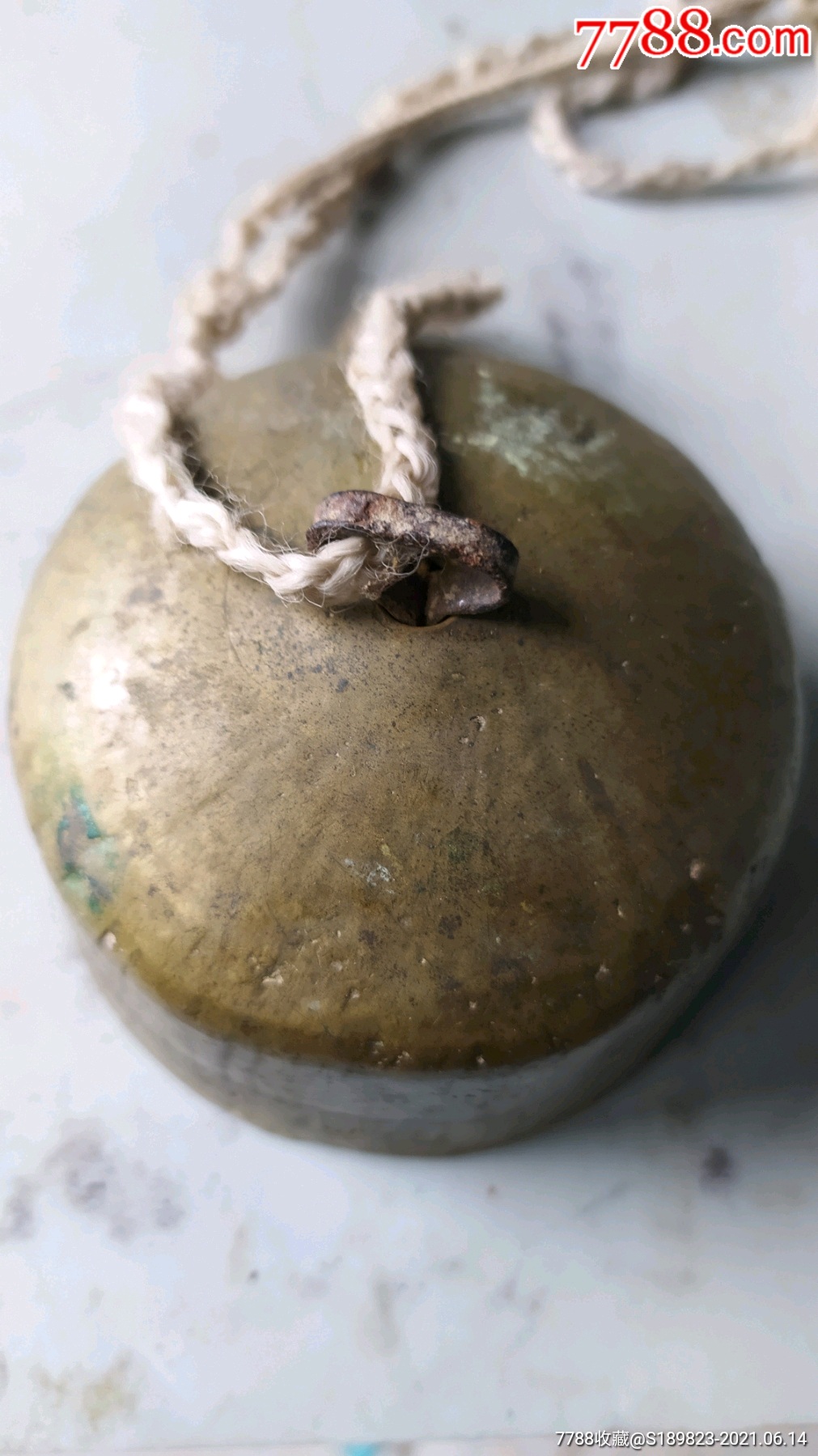 一个八公分的大老铜铃铛