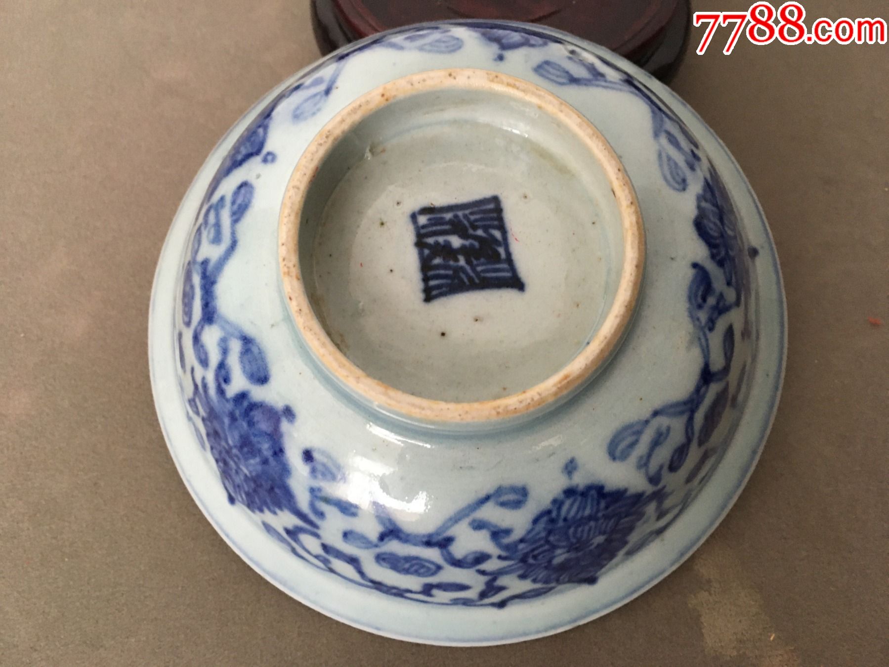 清代嘉道时期手绘青花花卉大号碗-价格:269.