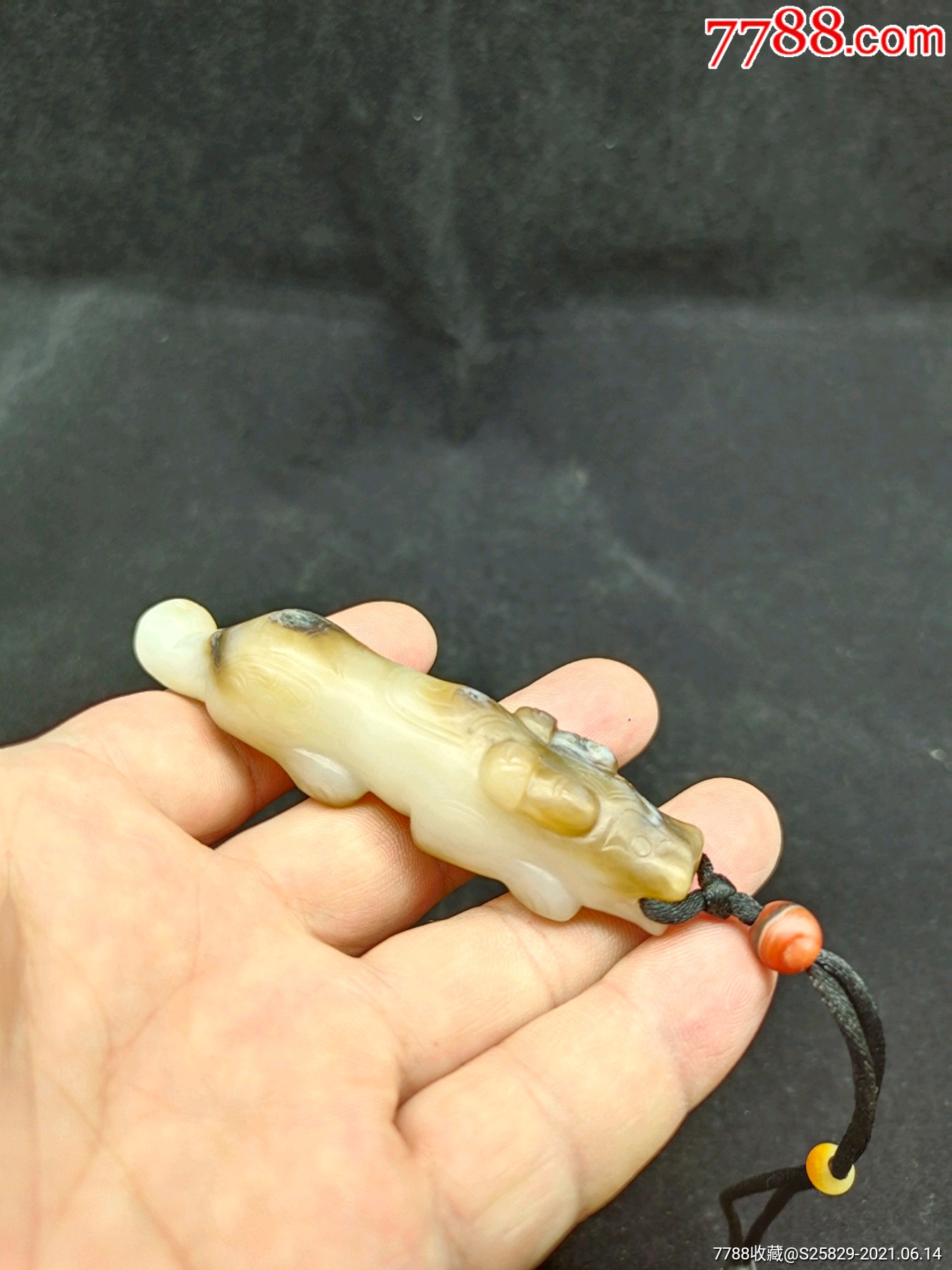 旧藏和田玉虎把件