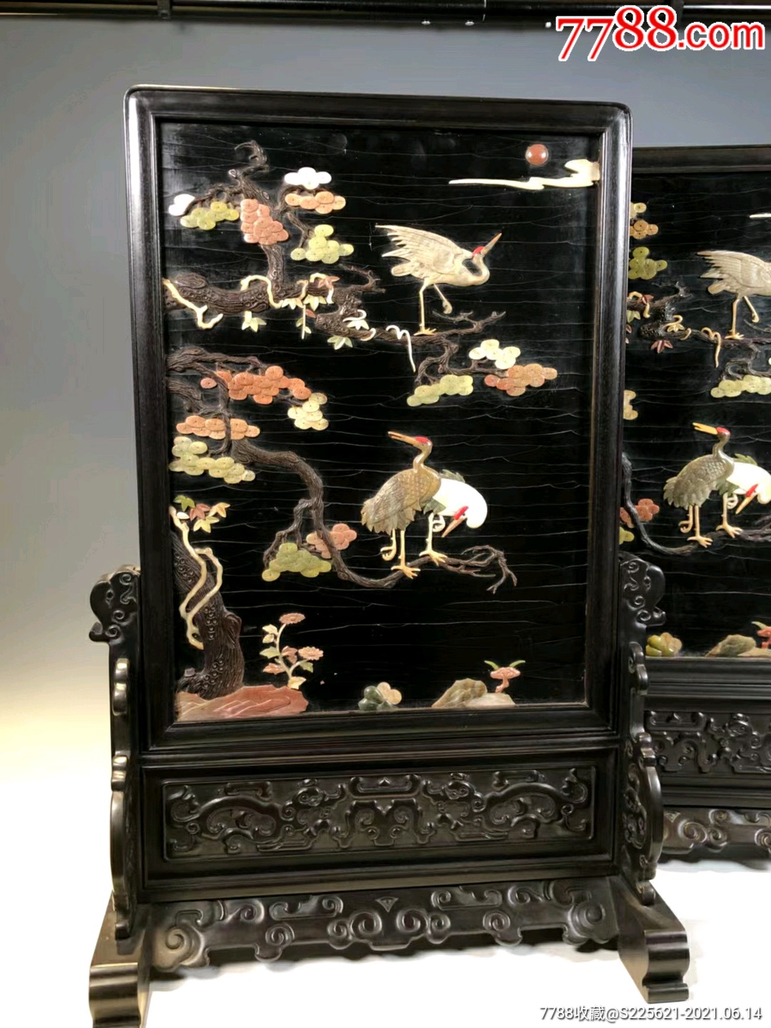 大漆百宝嵌松鹤延年益寿纹插屏一对_木屏风_第6张_7788漆器收藏