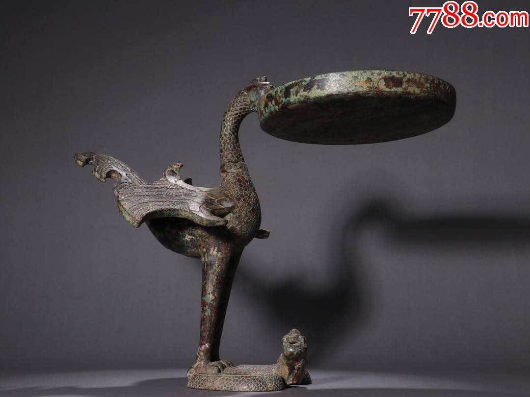 老青铜凤鸟供器