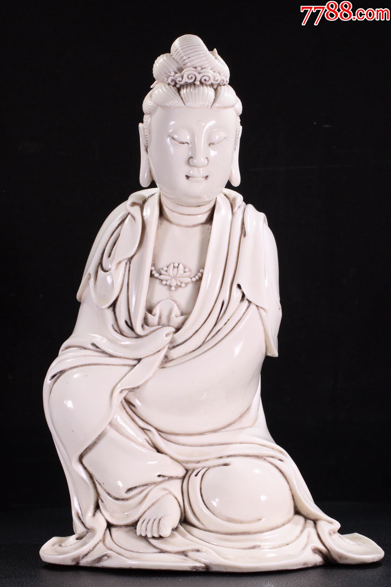 德化白瓷观音造像