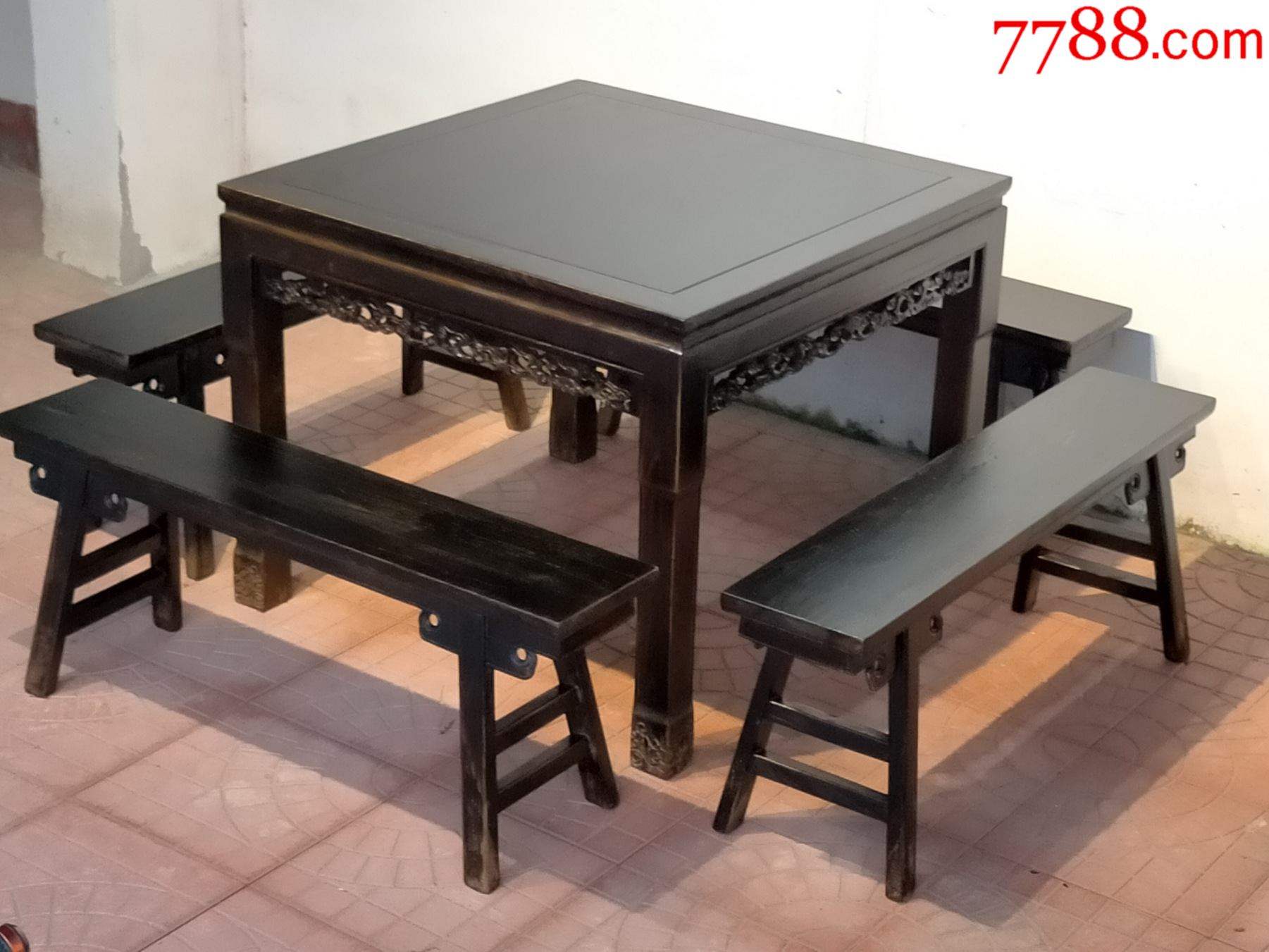 灵芝八仙桌一套2