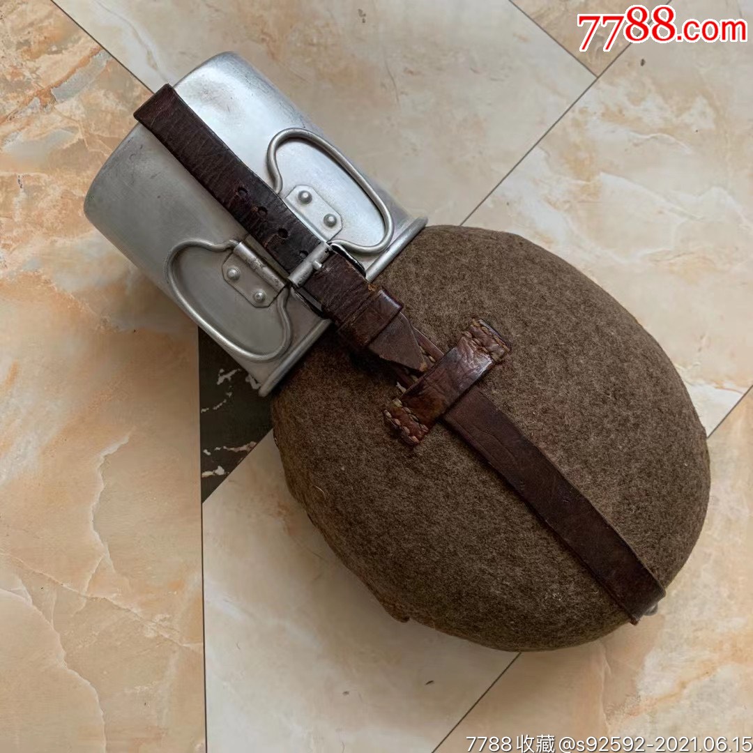 二战原时期收藏德军水壶39年年标