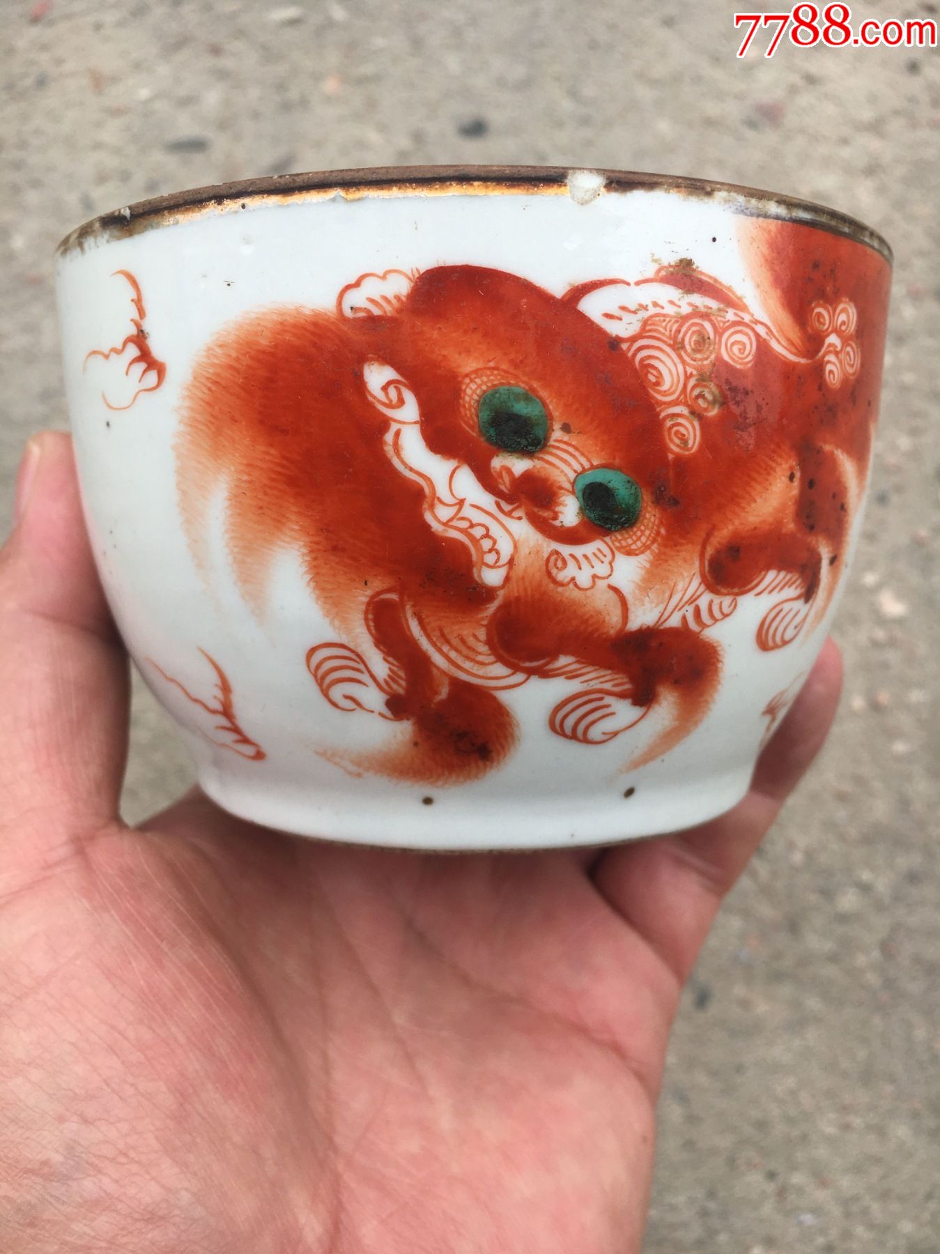 名家汪大兴红绿彩狮子盖缸