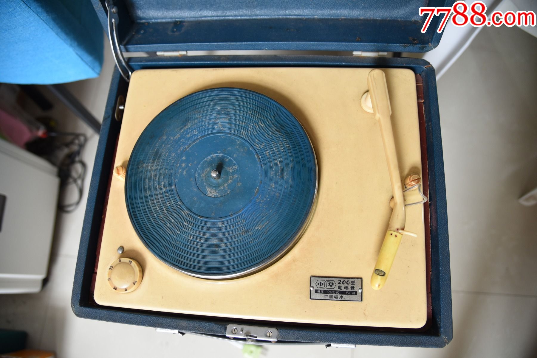 品相不错的中华206电唱机