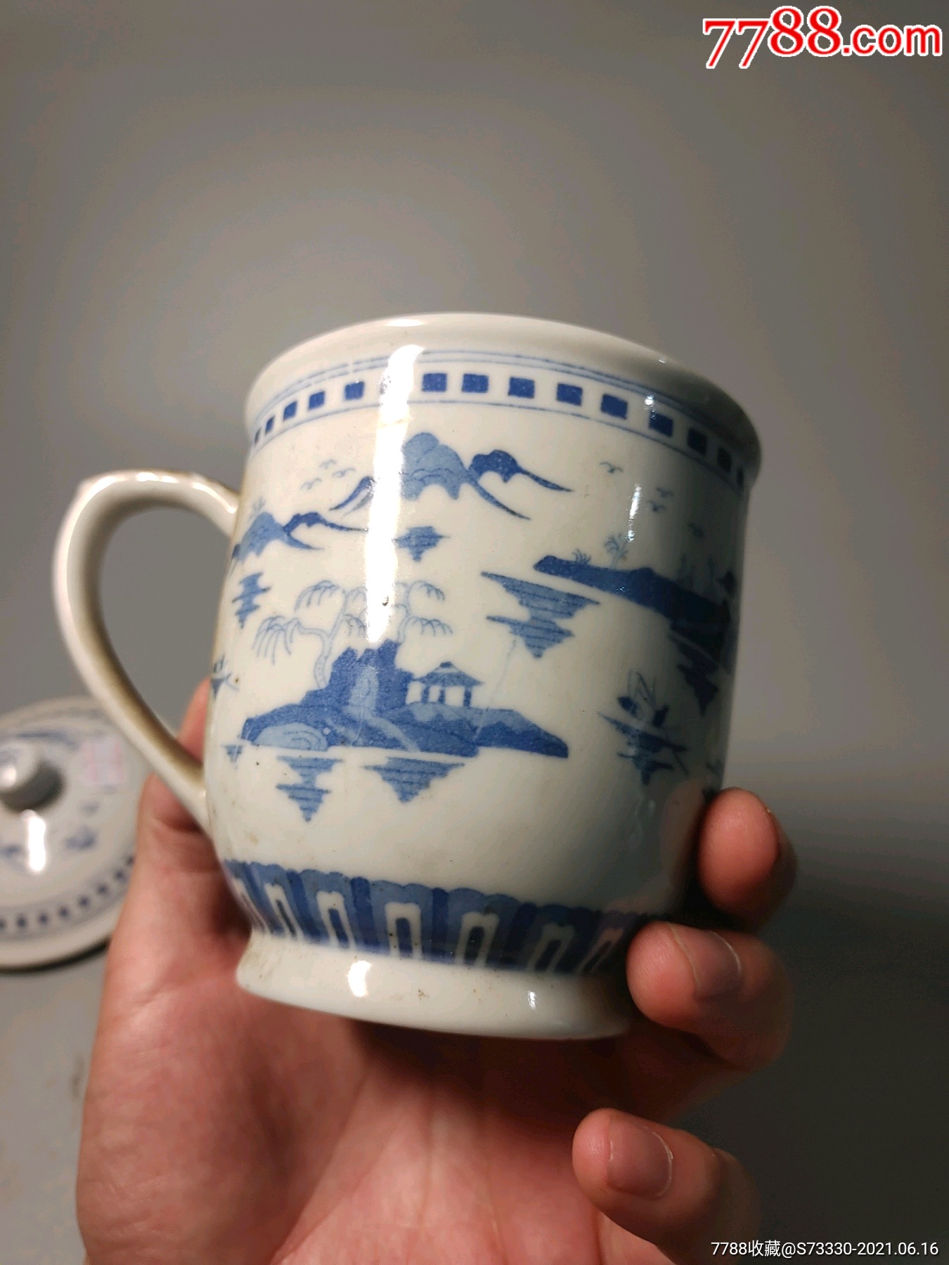 八*十年代,景德镇青花山水茶杯,磕损5_青花瓷_第6张_7788瓷器