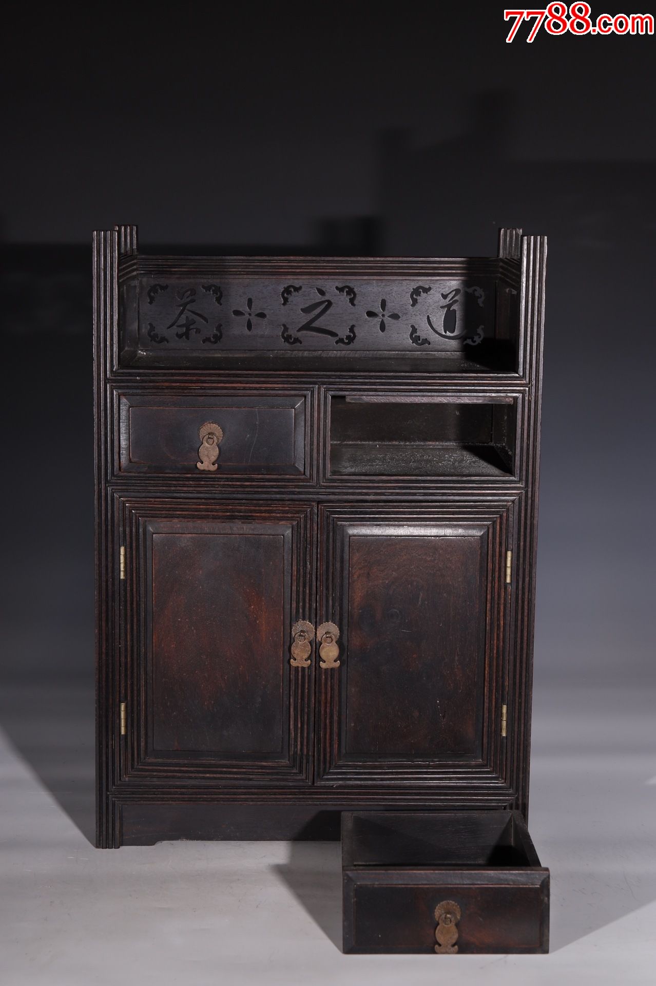 晚清紫檀木珠宝首饰柜