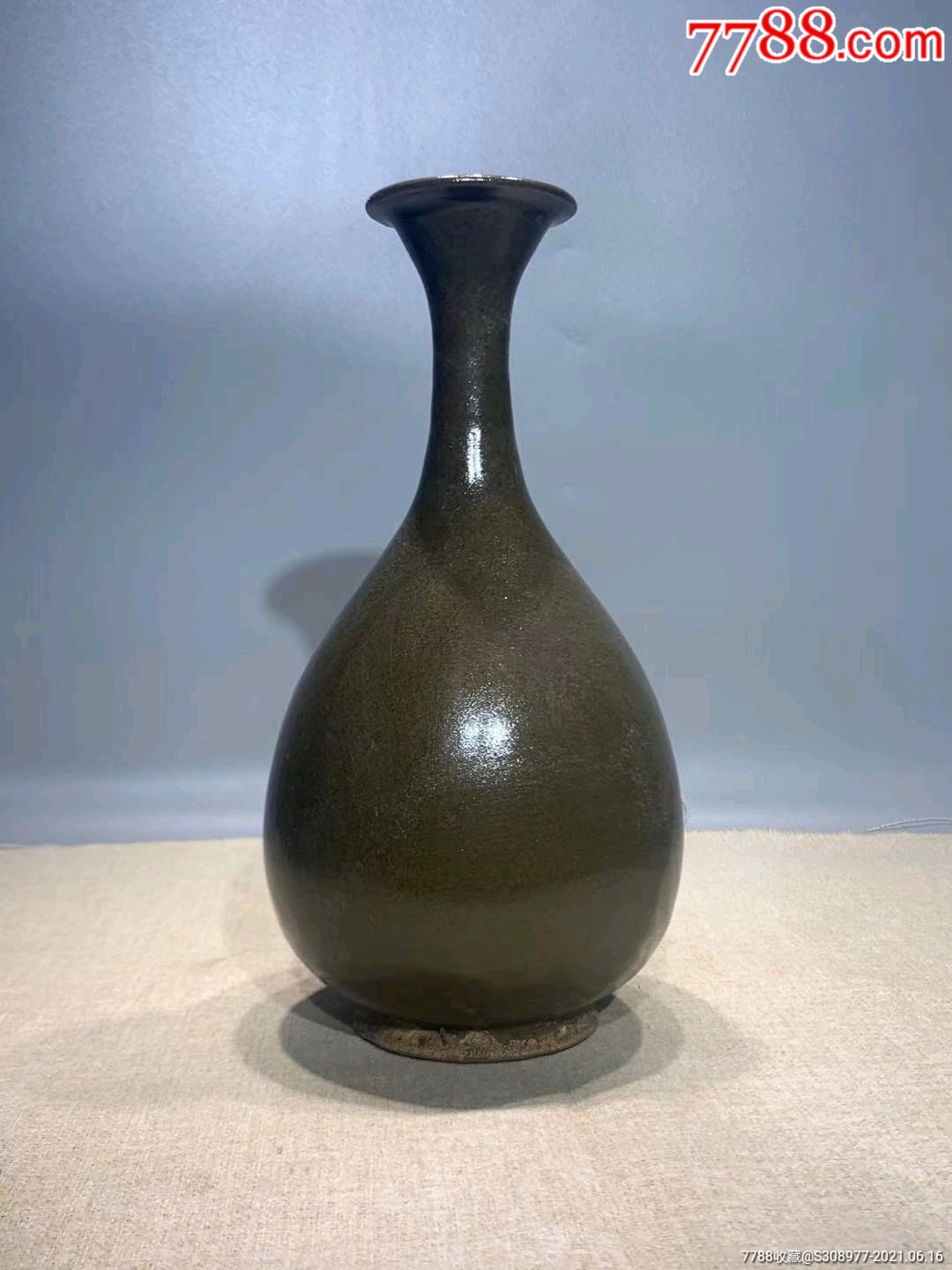 金代茶叶末釉玉壶春瓶