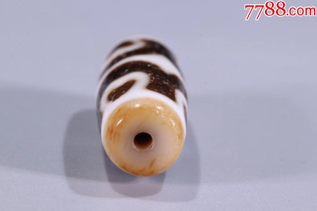 藏传虎牙六瓣莲花天珠