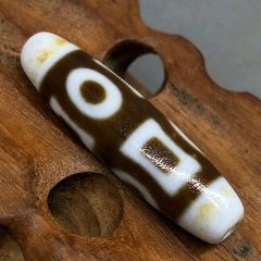 高油润白毫天珠收藏佩戴精品