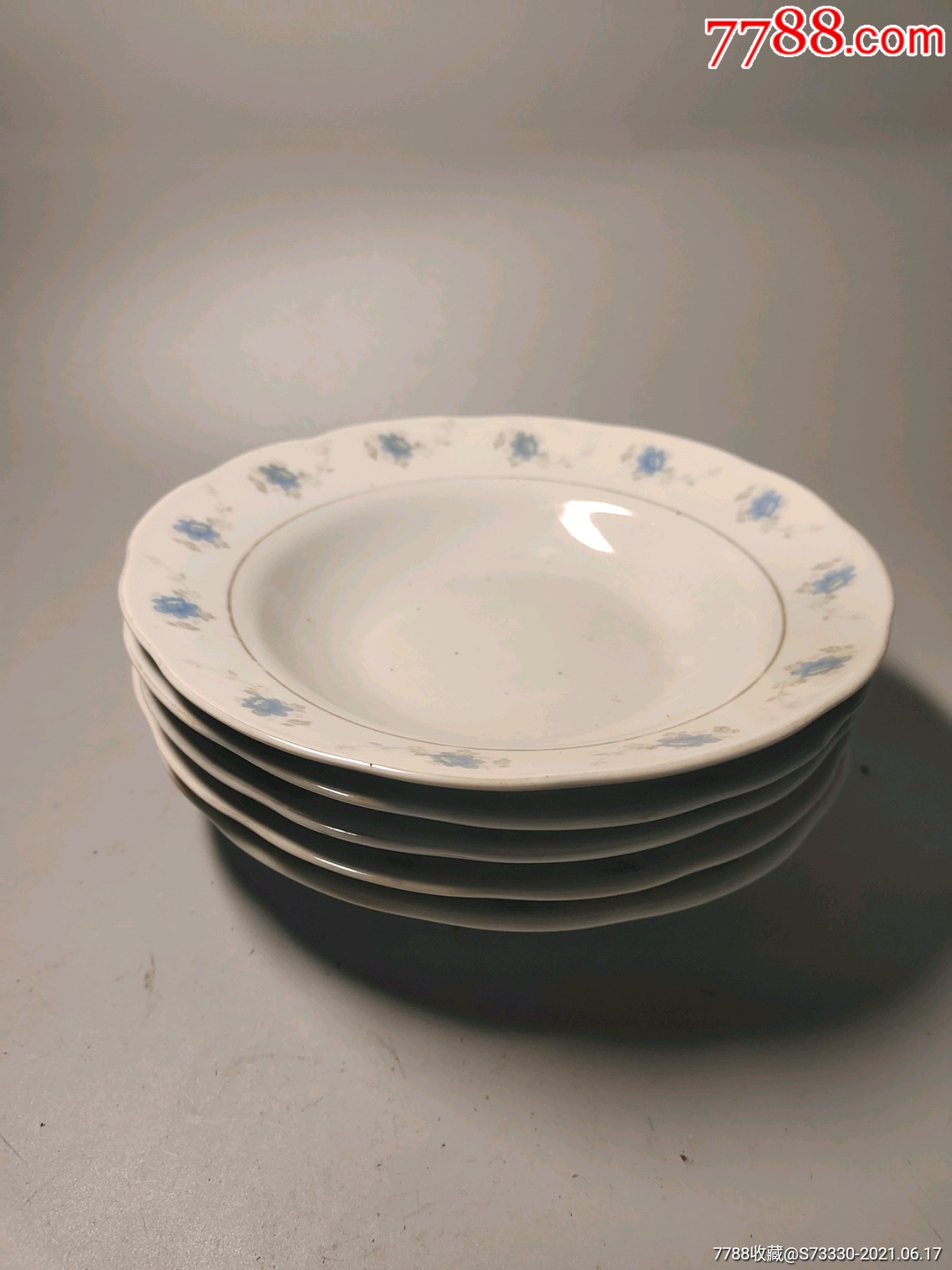 7080年代左右景德镇厂货经典蓝色小碎花花口折腰盘子5块合售