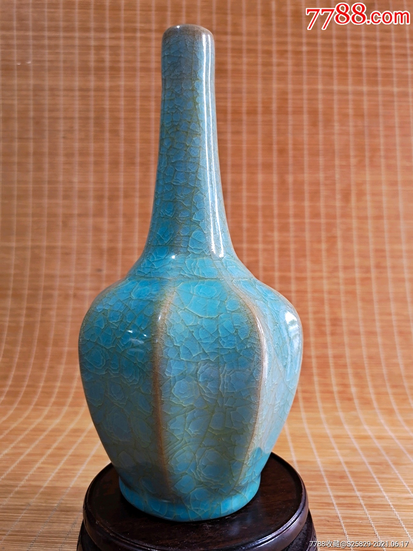 旧藏冰片玛瑙釉汝窑六棱瓶