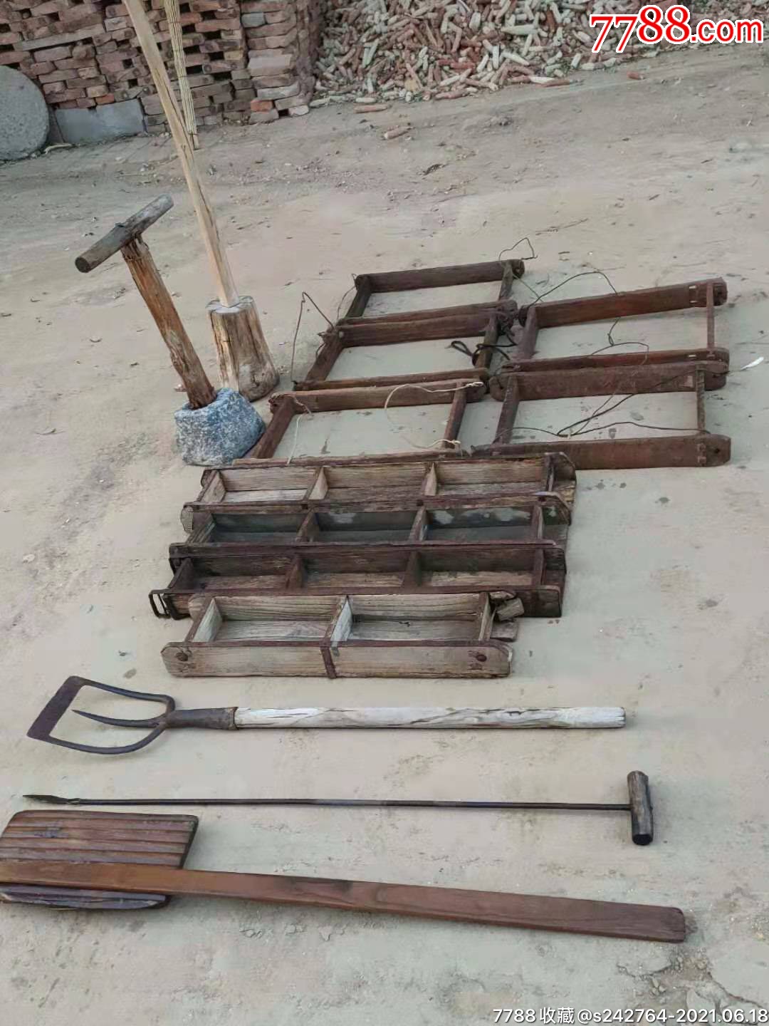 民俗精品,盖房子工具14件一套,工具齐全,展馆装修装饰佳品.