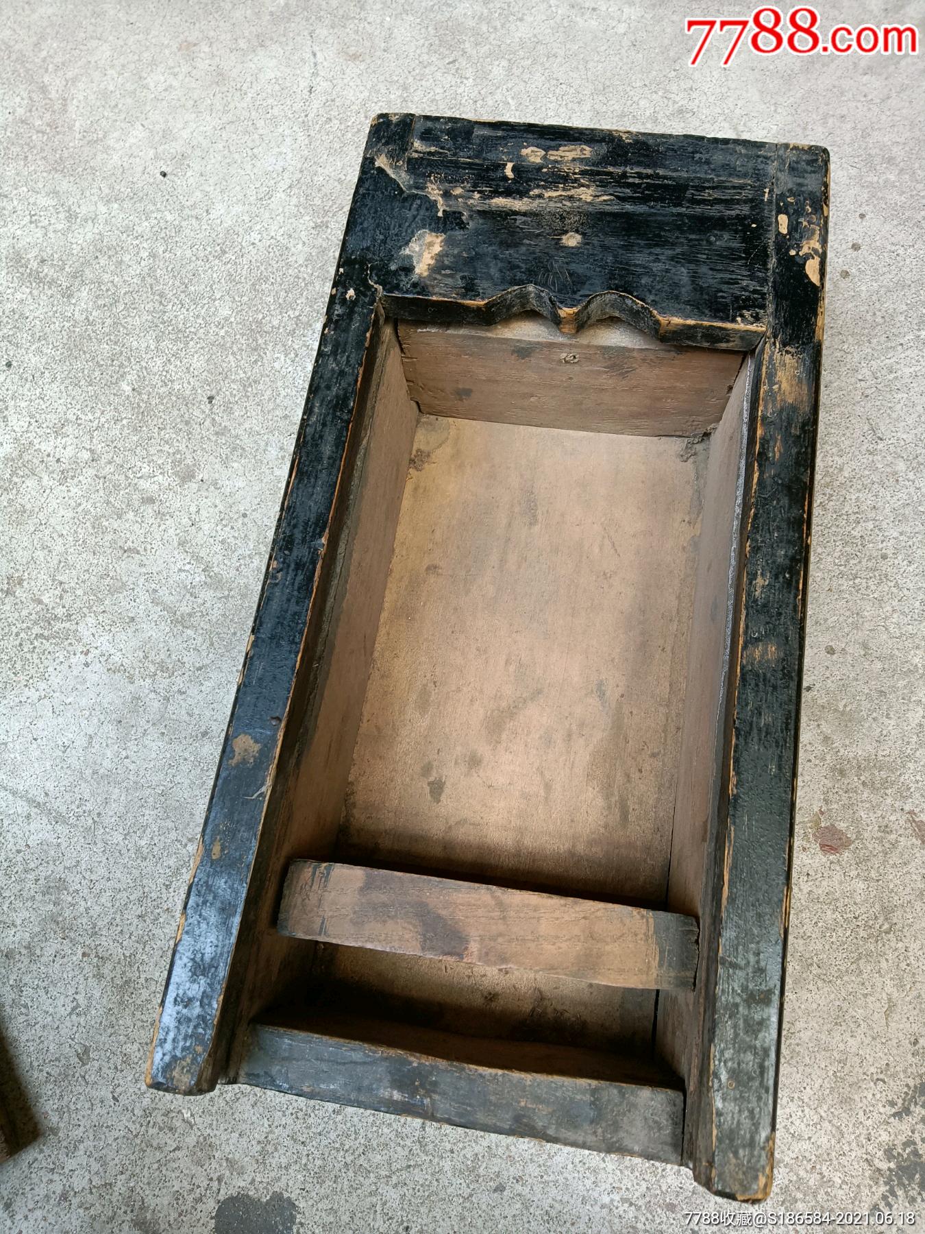 清代带机关的老盒子