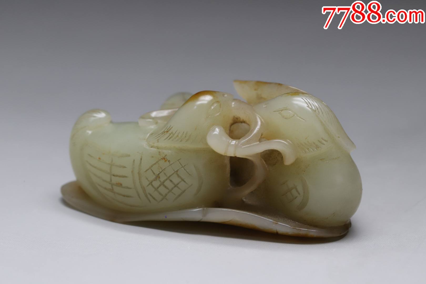 和田玉籽料"鸳鸯戏水".