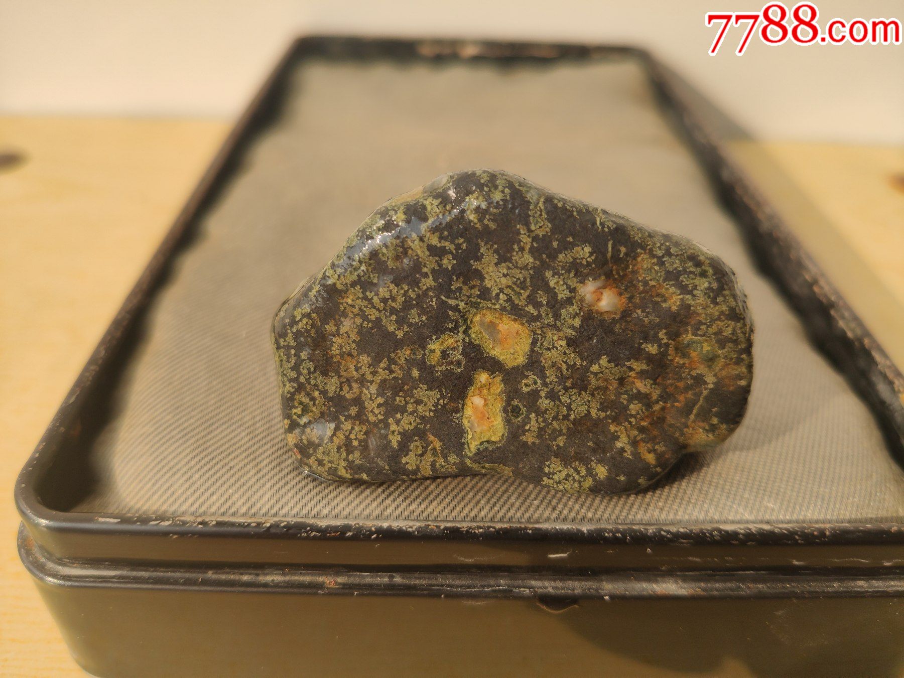 新进洛阳梅花玉原石2295手把件磁性强