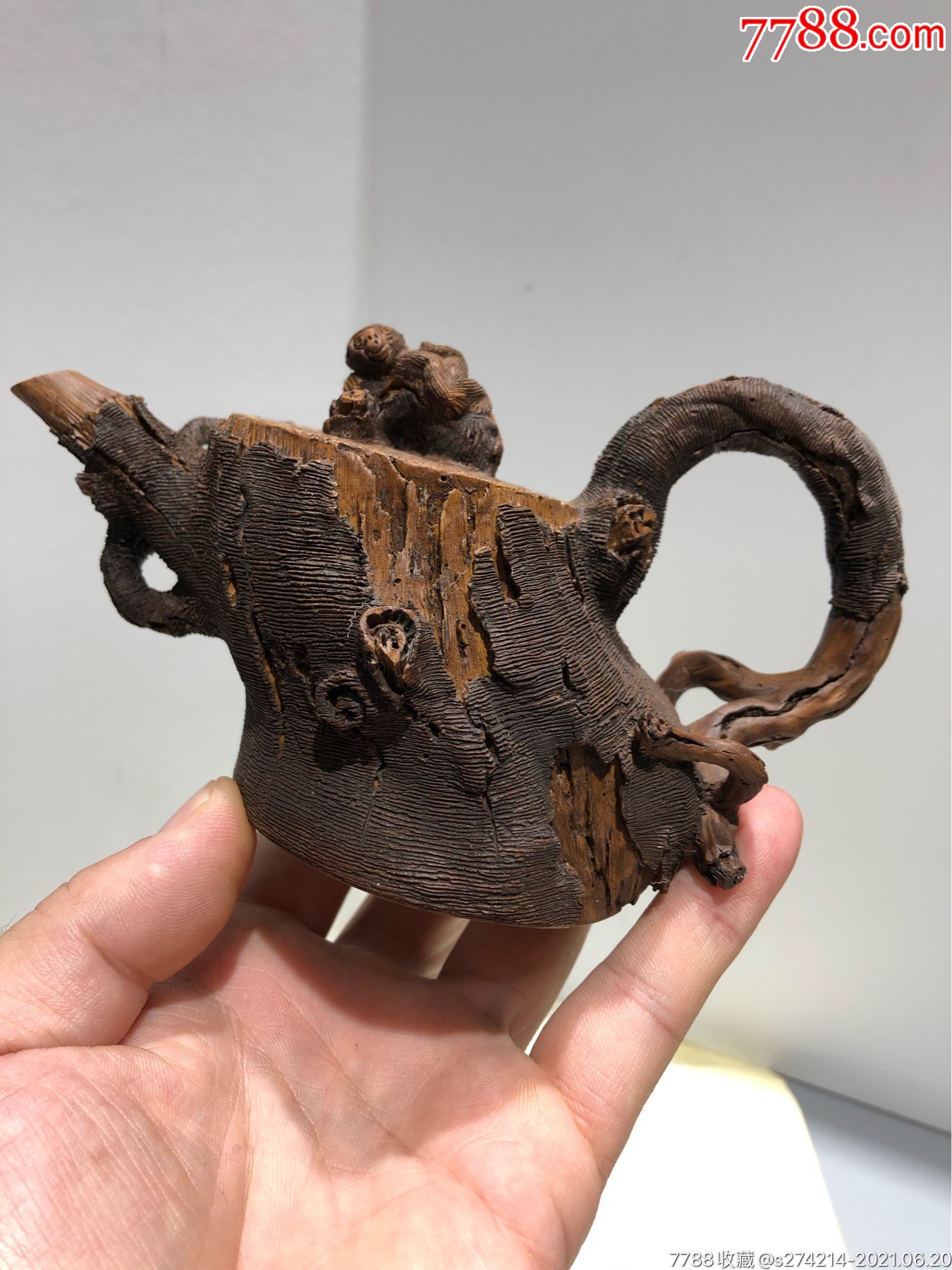 根雕造型精品紫砂壶