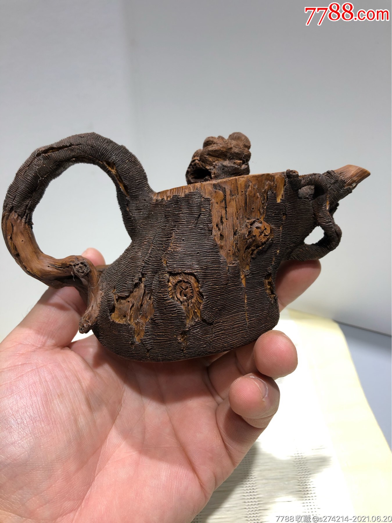 根雕造型精品紫砂壶