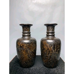 牛角花瓶一对
